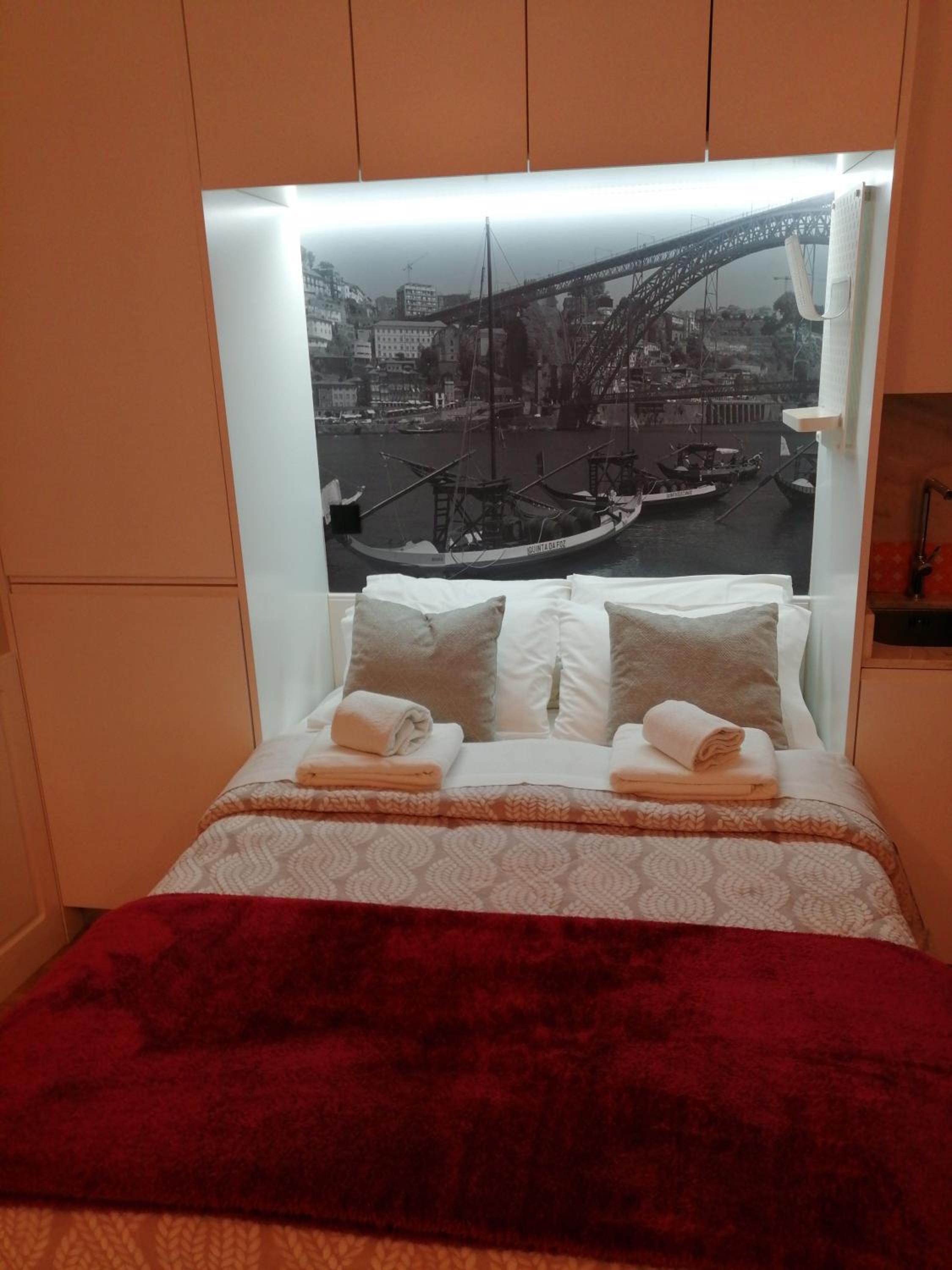 One-Bedroom Apartment - Photo 46