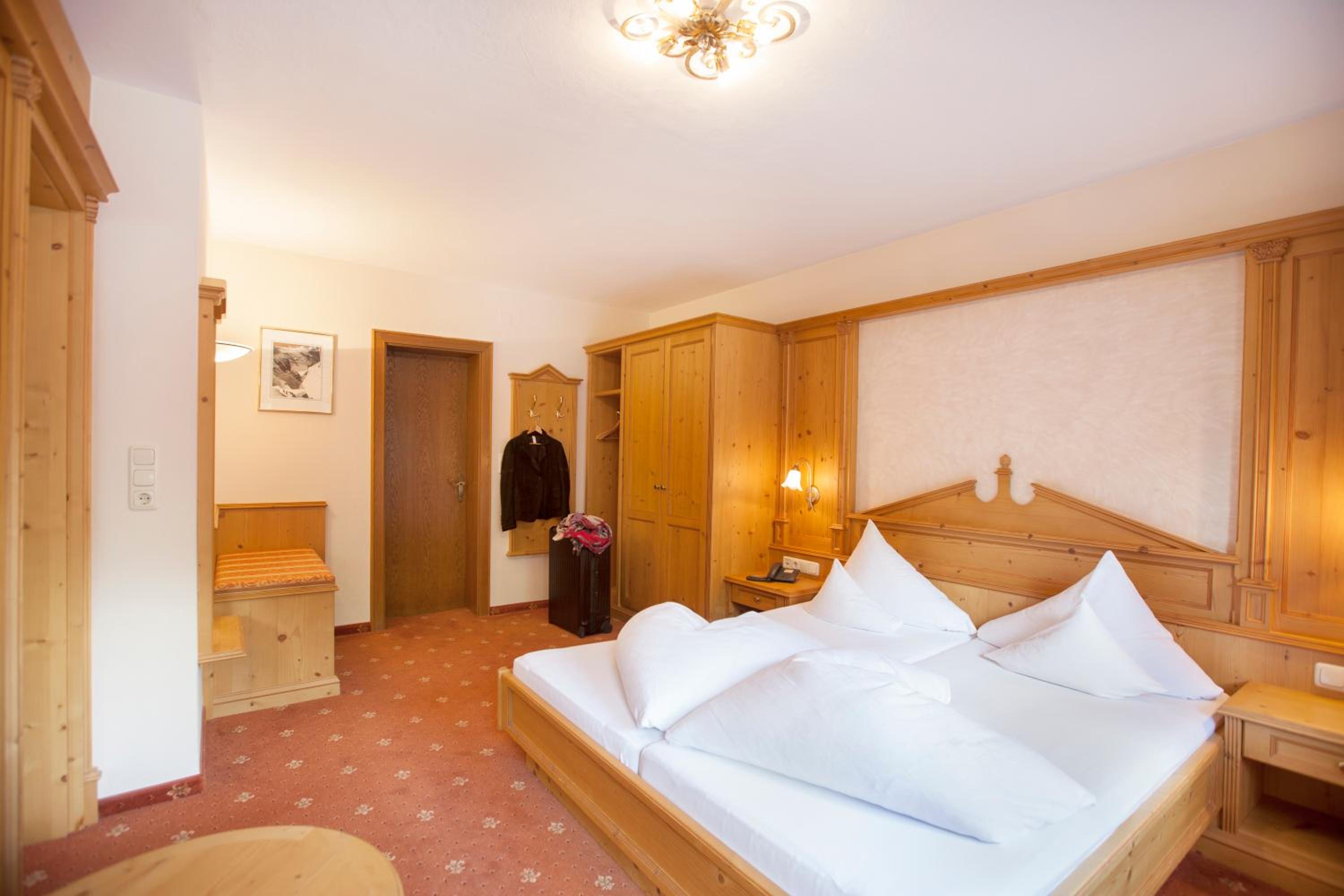One-Bedroom Suite