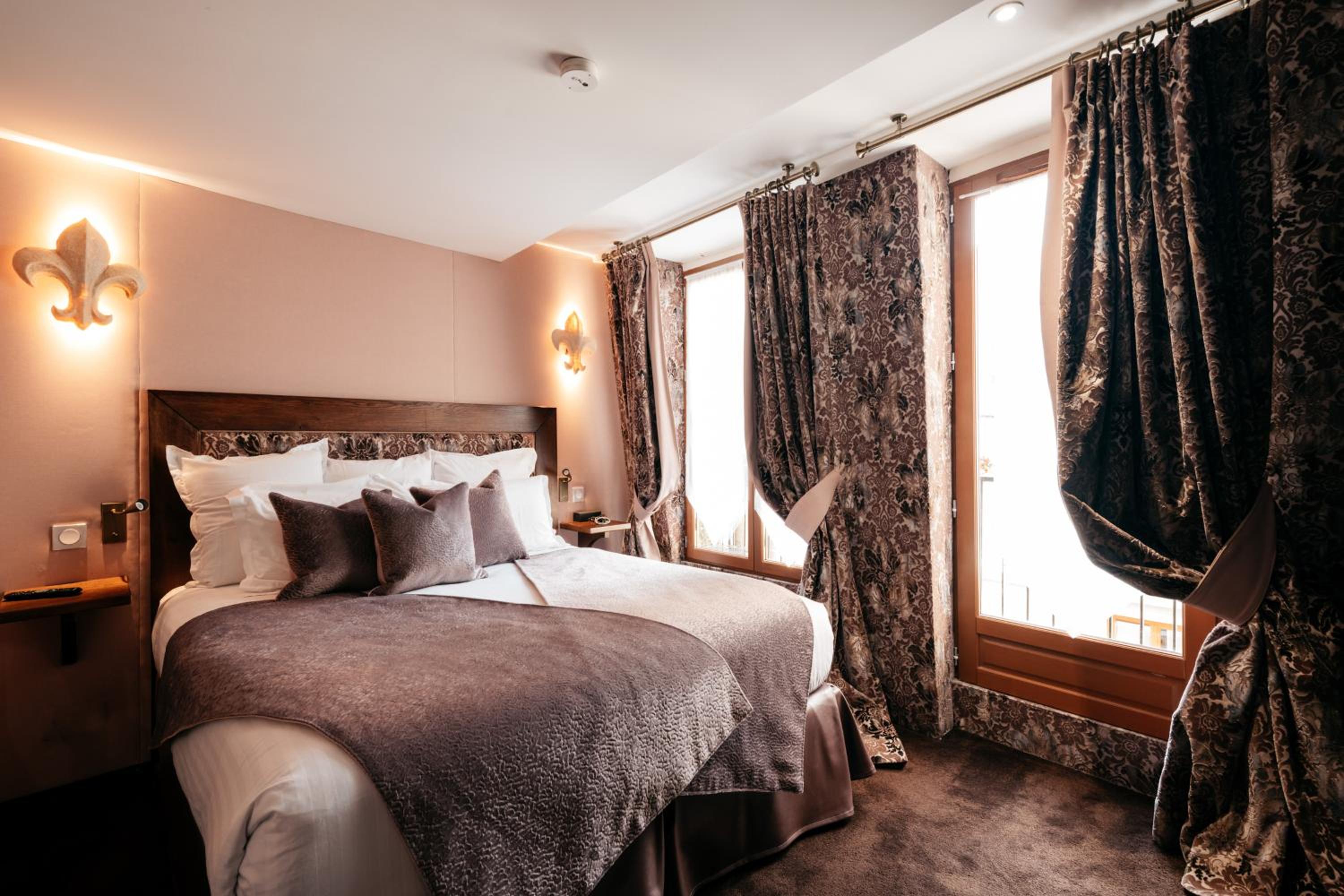 Double Room with Balcony photo 3