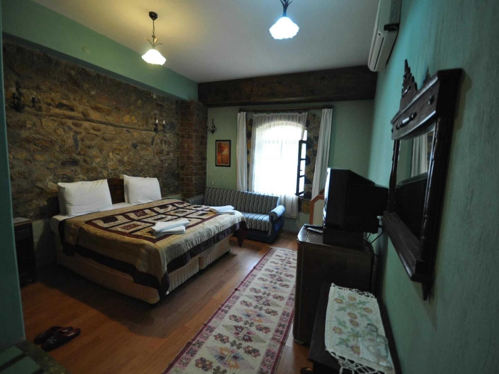 Comfort Triple Room photo 2