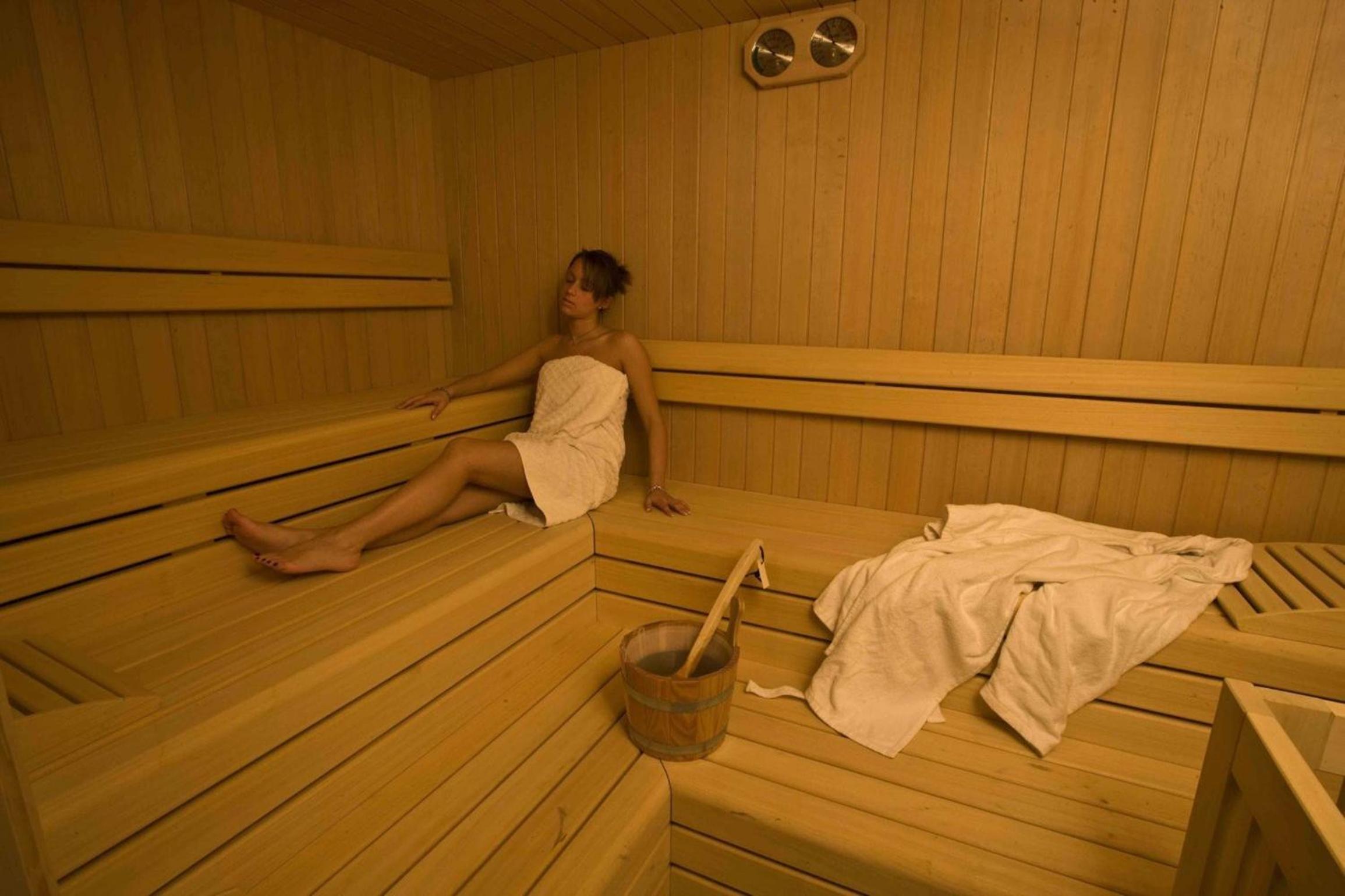Superior Double or Twin Room with Spa Access - Photo 17