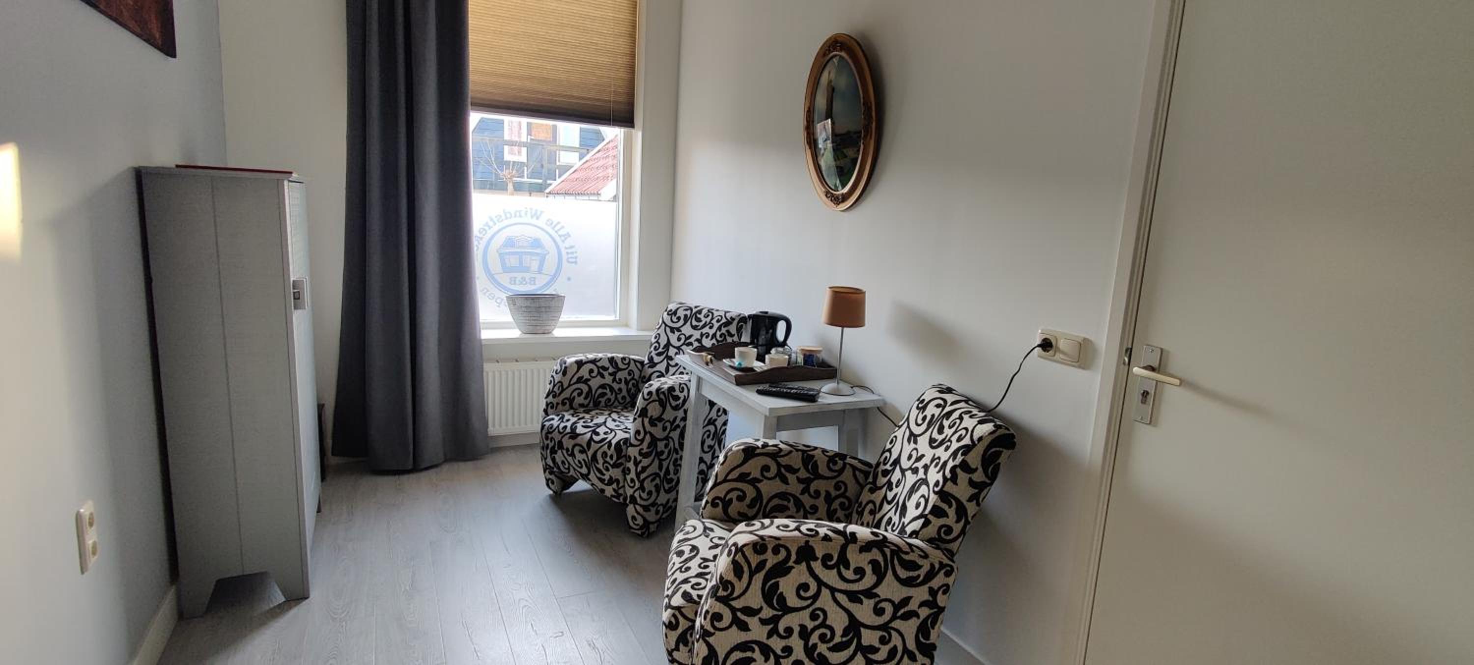 Double Room With Private External Bathroom photo 2