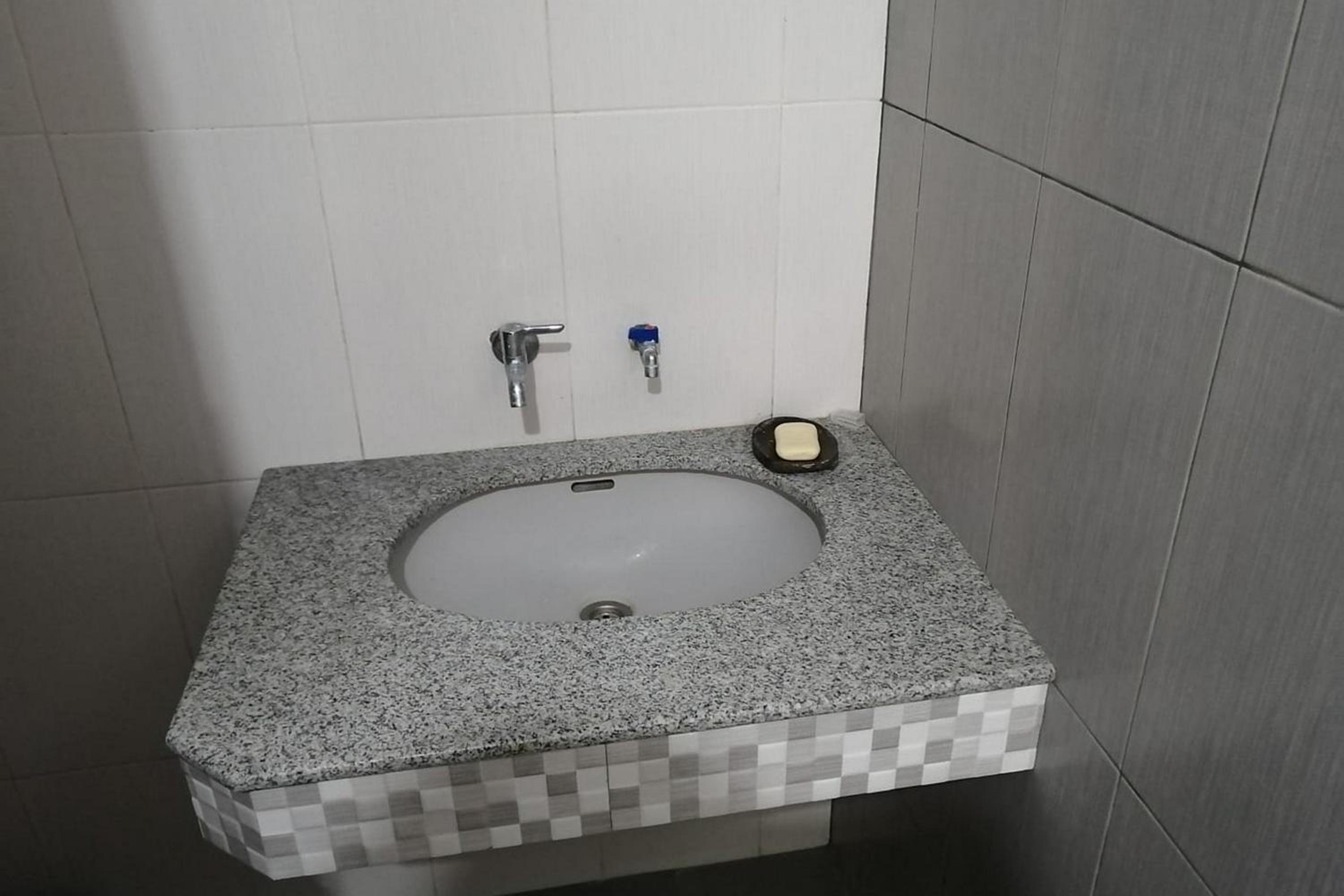 Deluxe Room - Photo 4