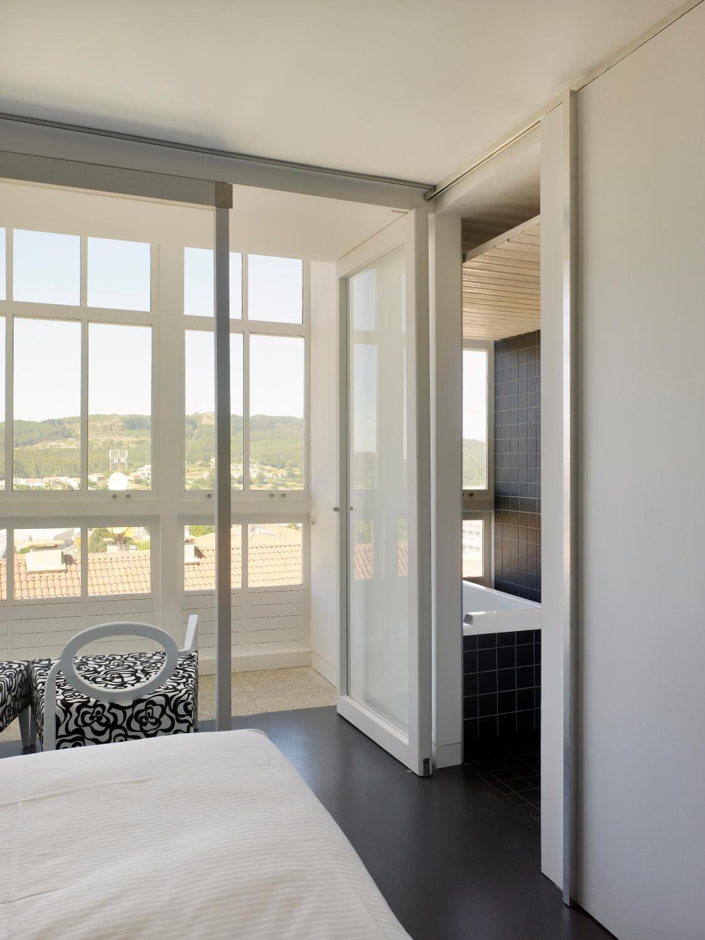 Superior Double Room with Bath - Photo 3