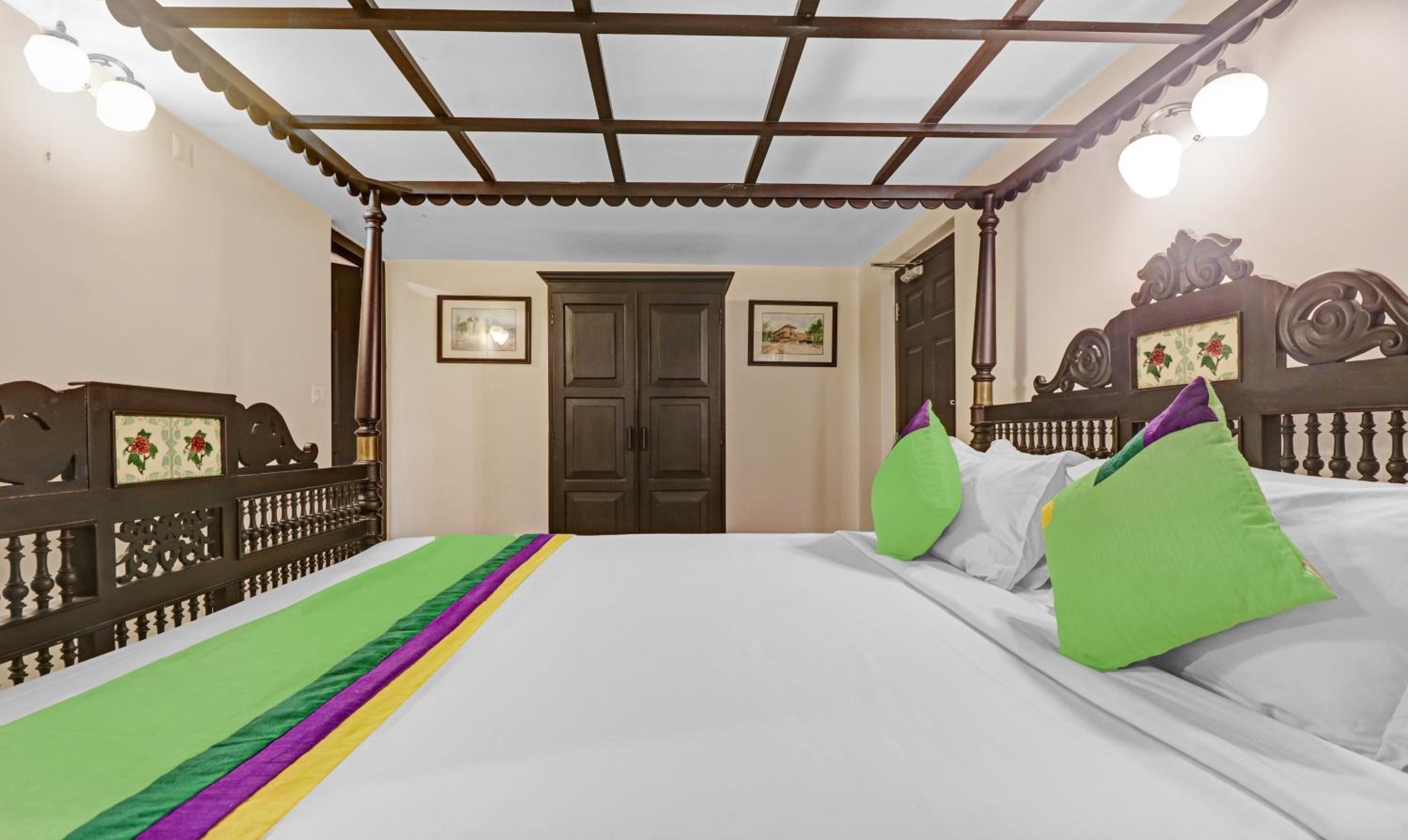 Deluxe Double Room photo 3