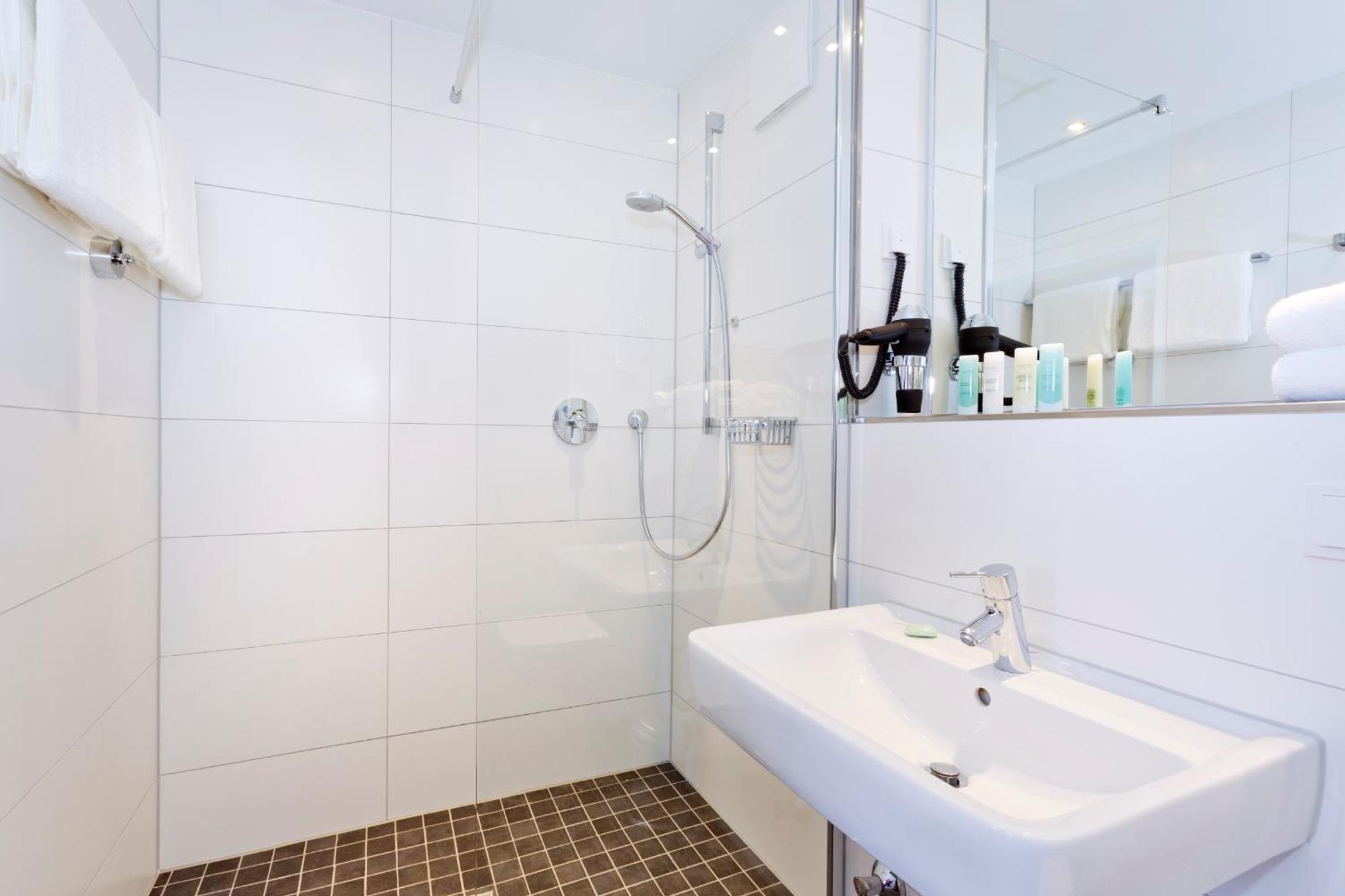 Double Room with Private Bathroom photo 2