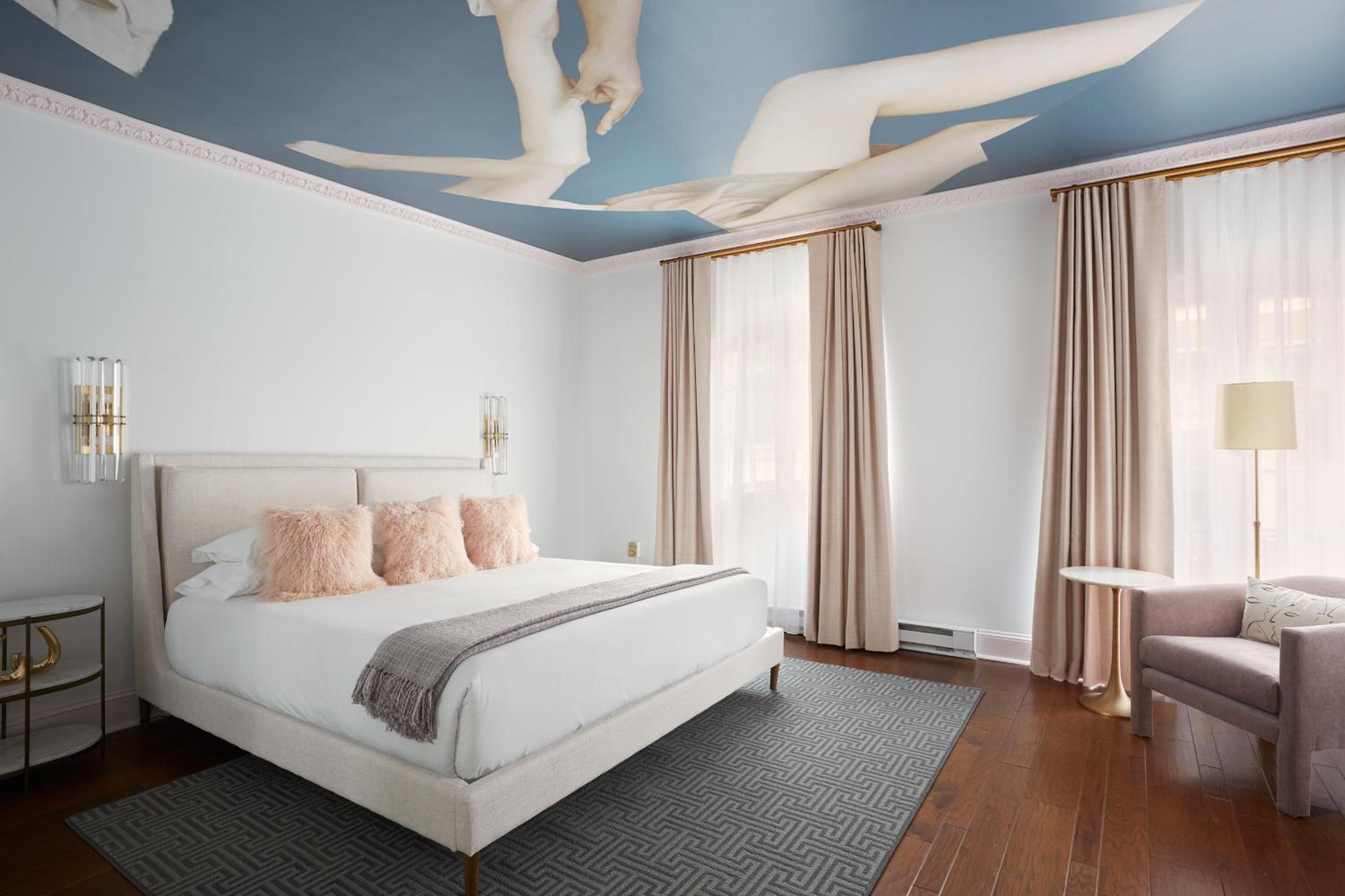 Deluxe King Room