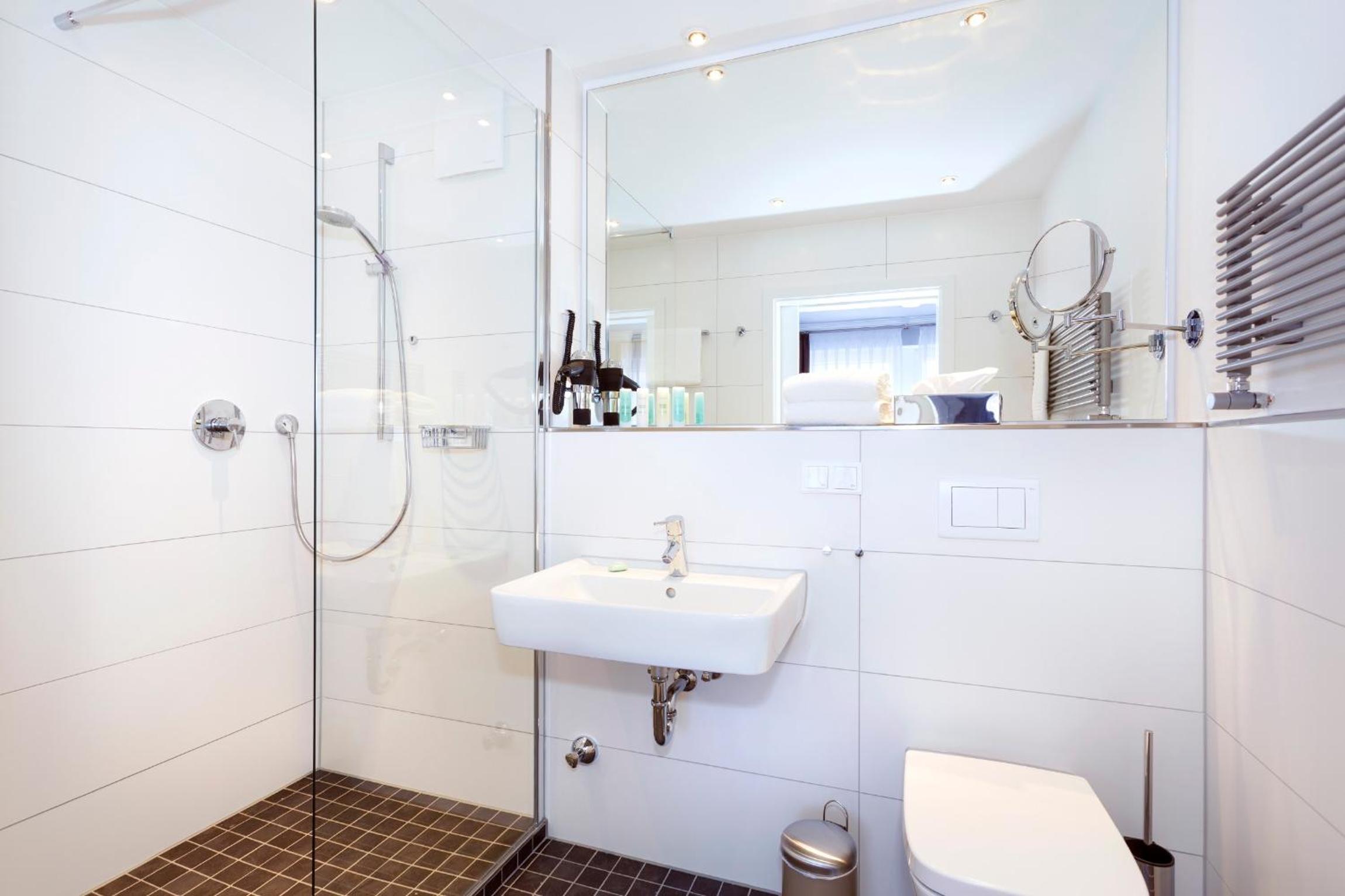 Double Room with Private Bathroom photo 3