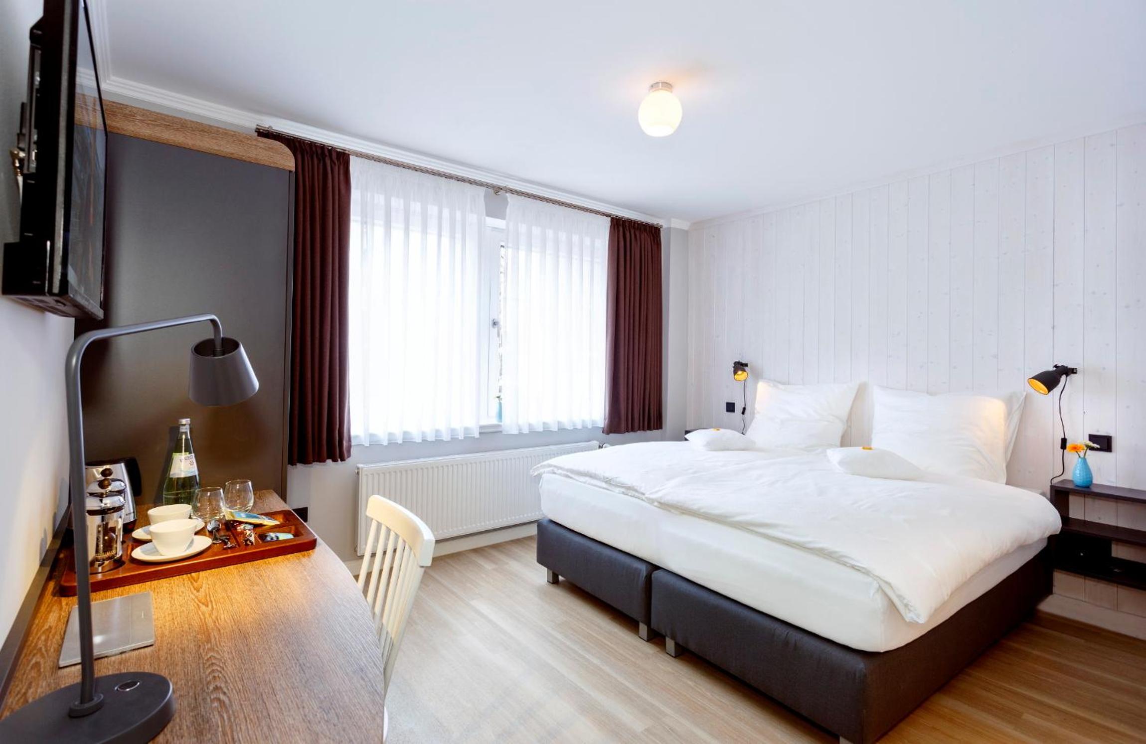 Double Room with Private Bathroom photo 1