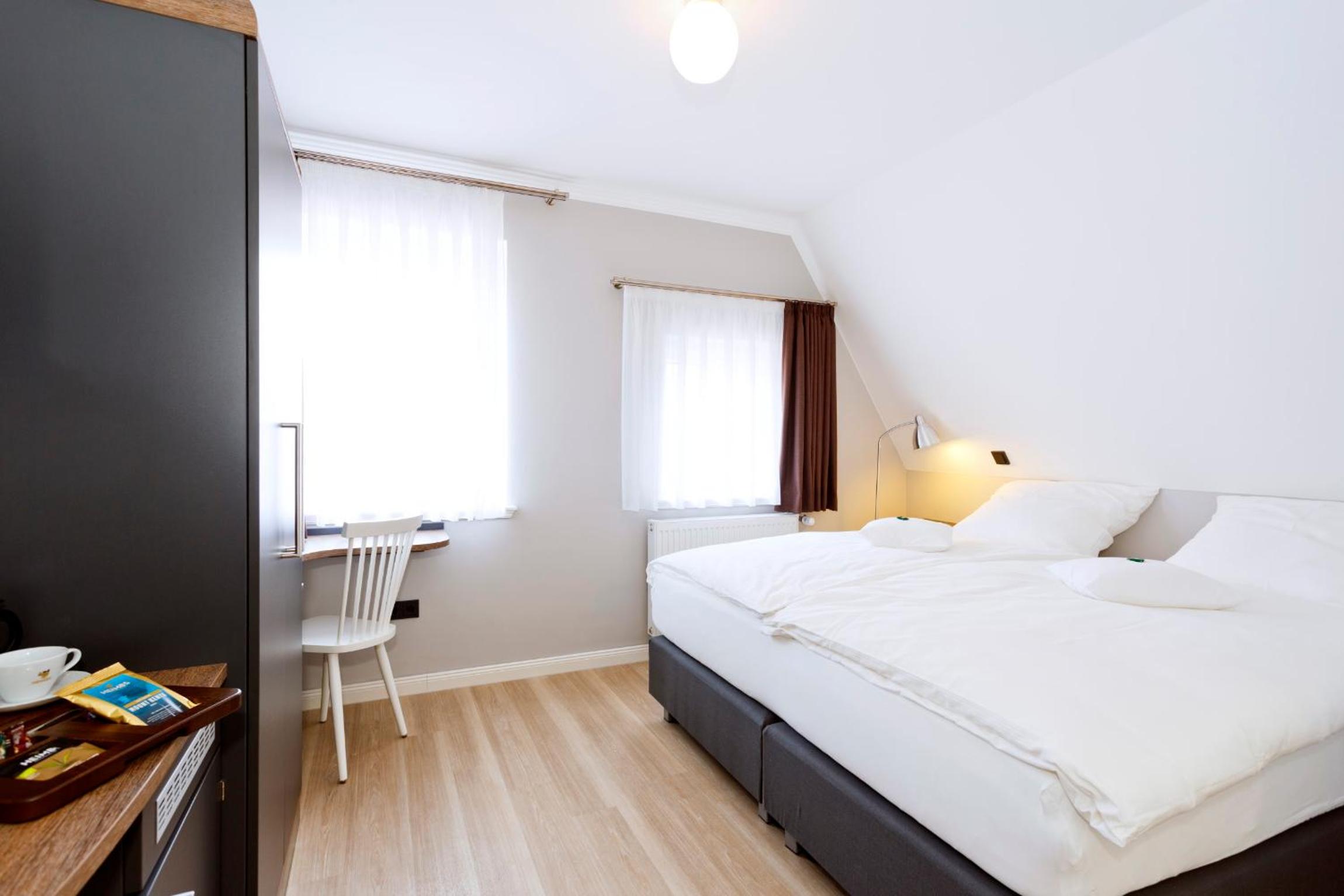 Double Room with Private Bathroom photo 3