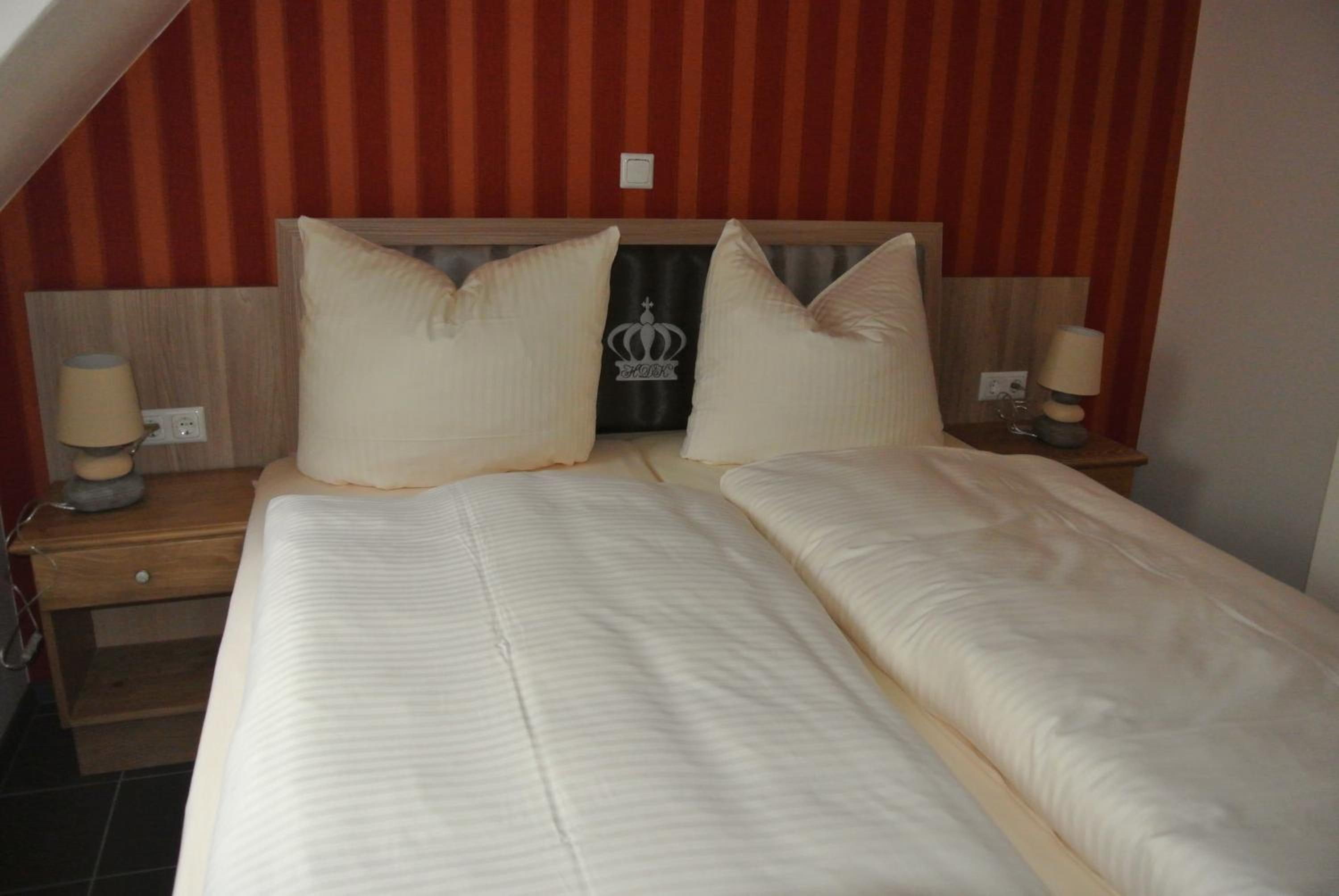 Double Room - Photo 5