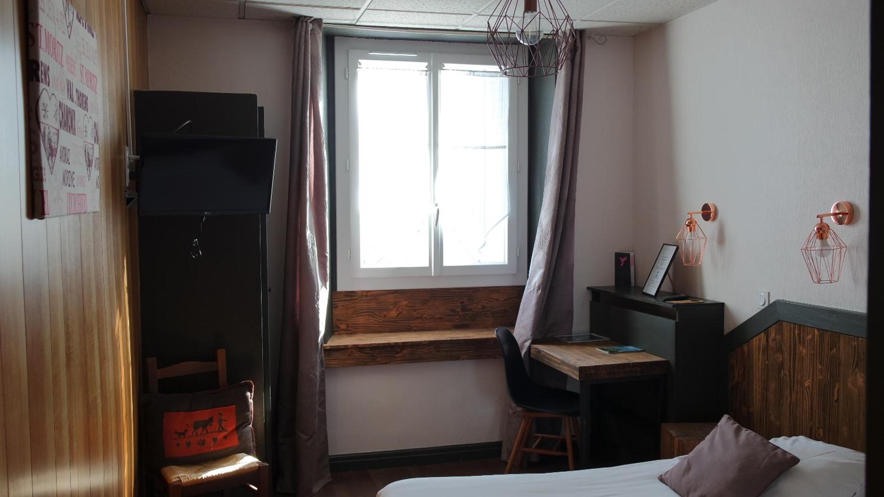 Standard Double Room photo 2