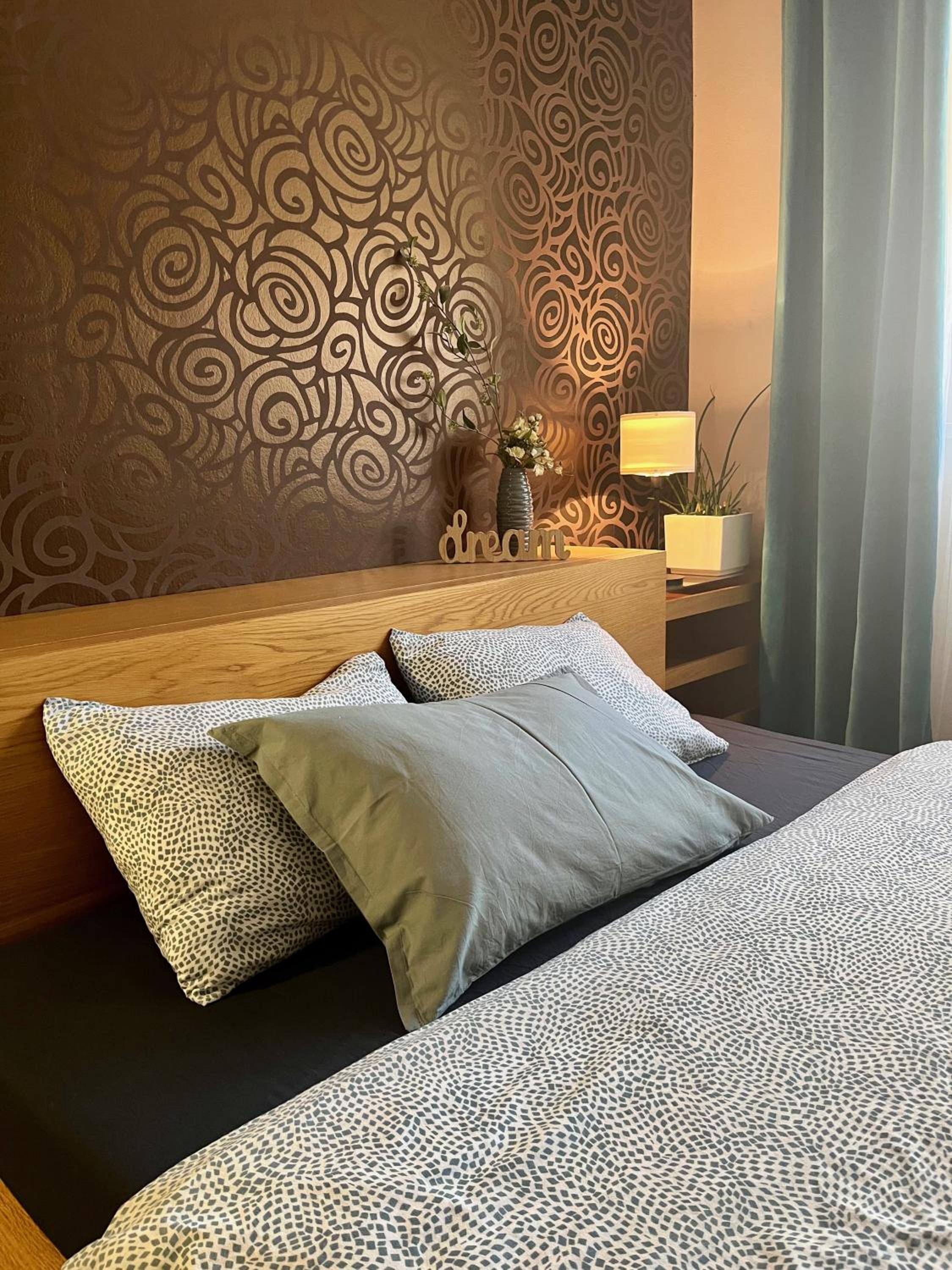 One-Bedroom Apartment - Photo 15