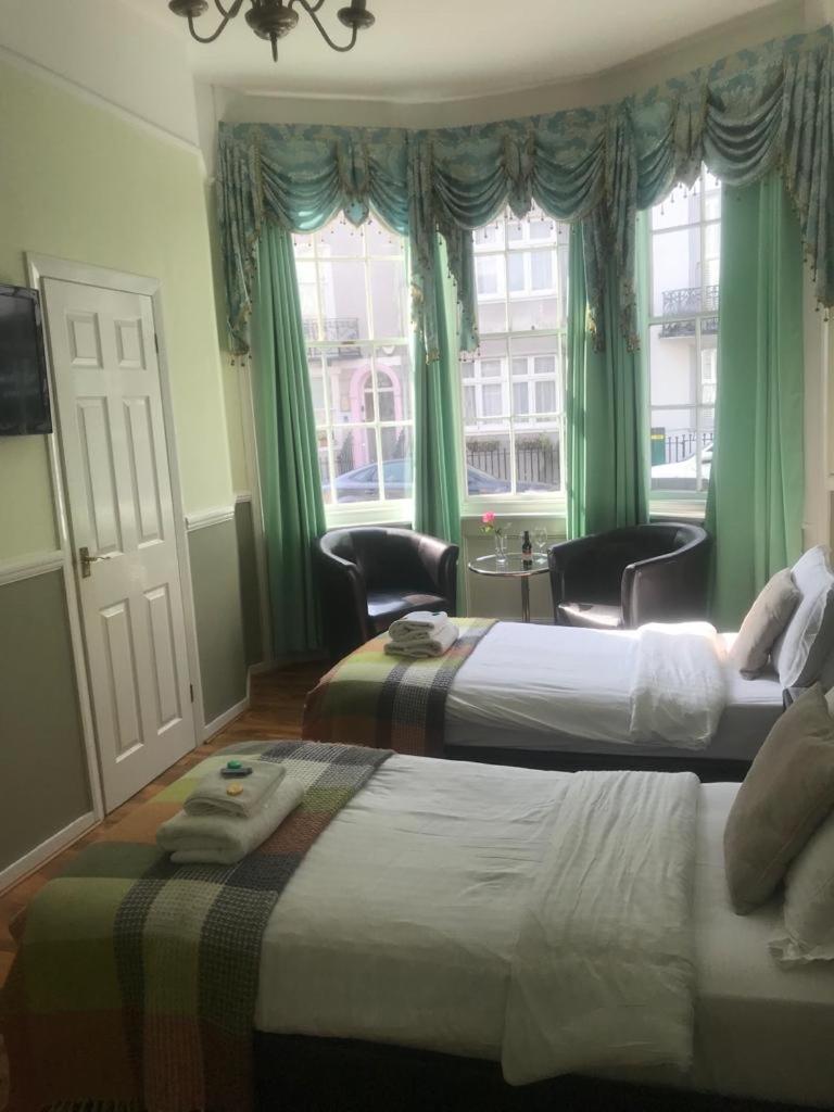 Superior Twin Room photo 1