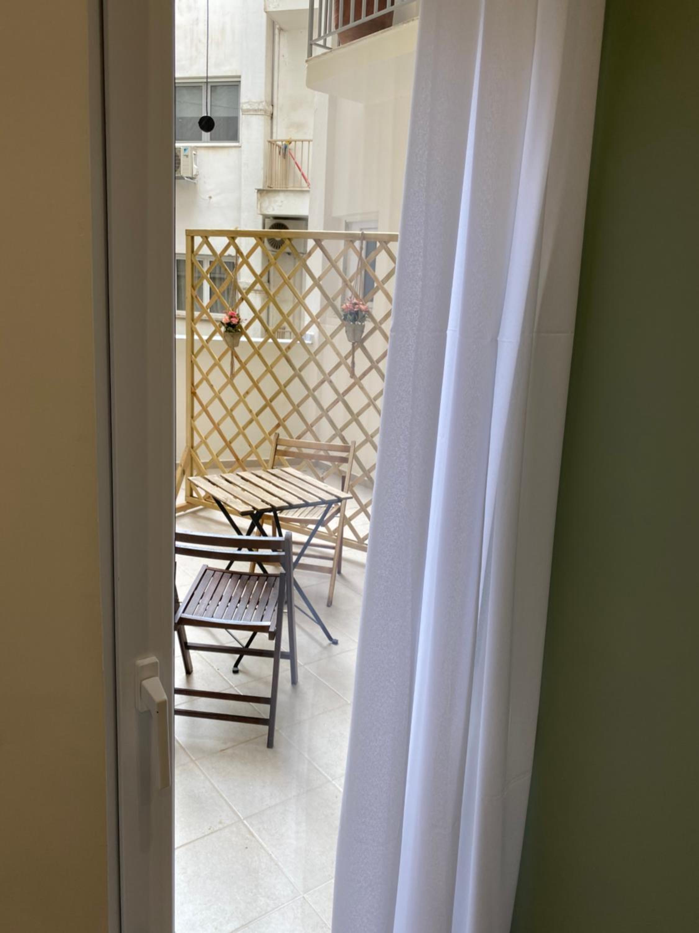 One-Bedroom Apartment - Photo 15