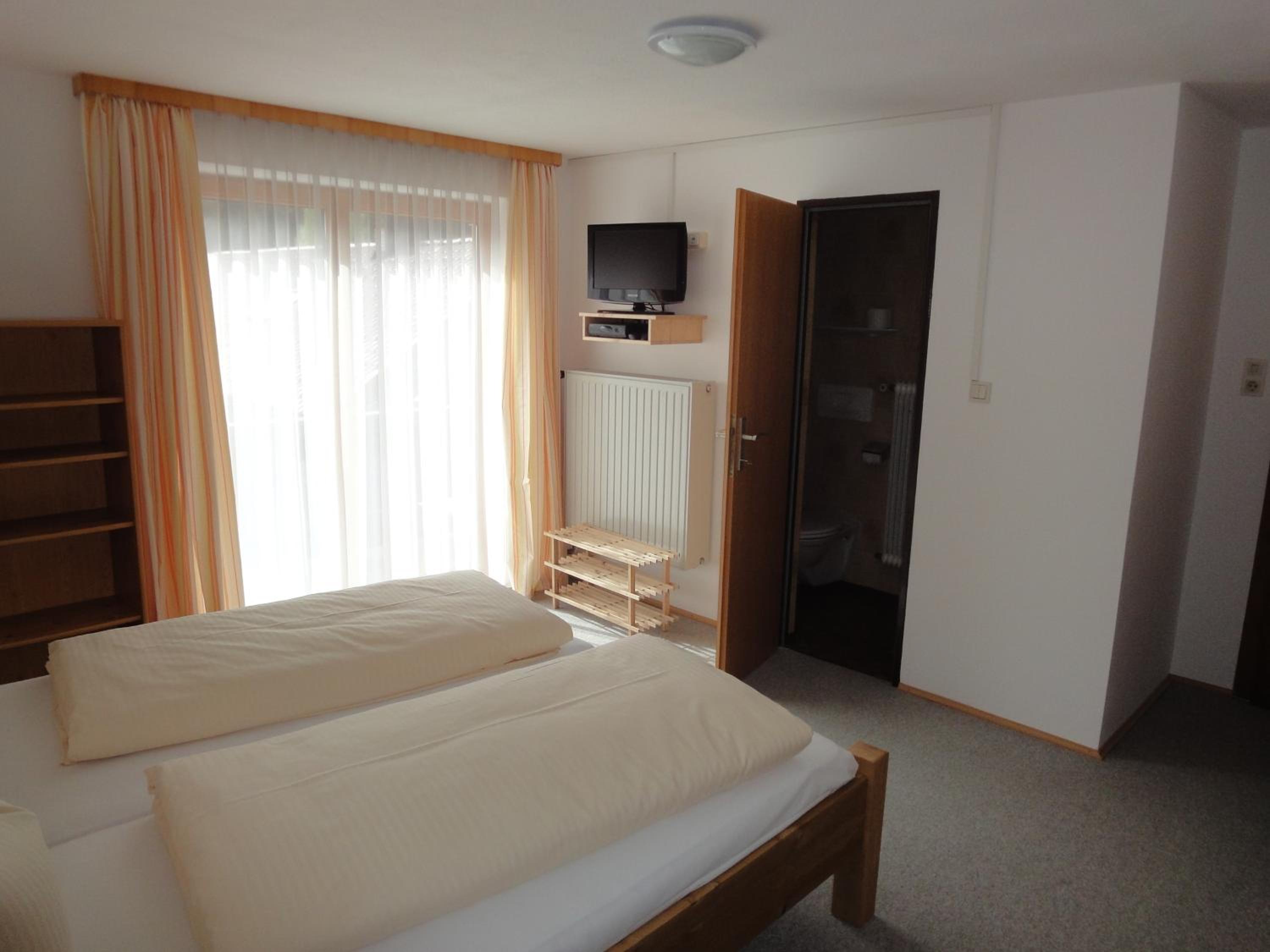 Deluxe Double Room With Balcony photo 2