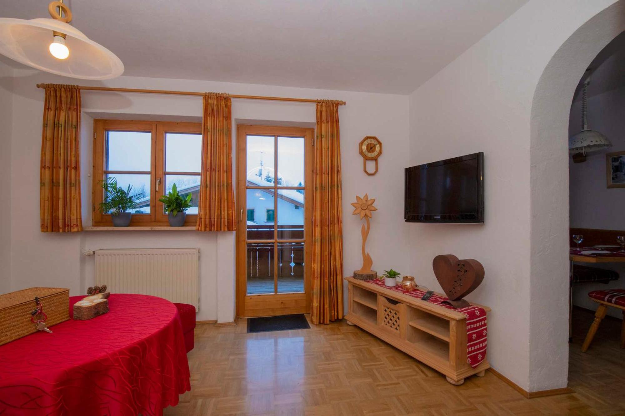 Apartment with Balcony photo 2