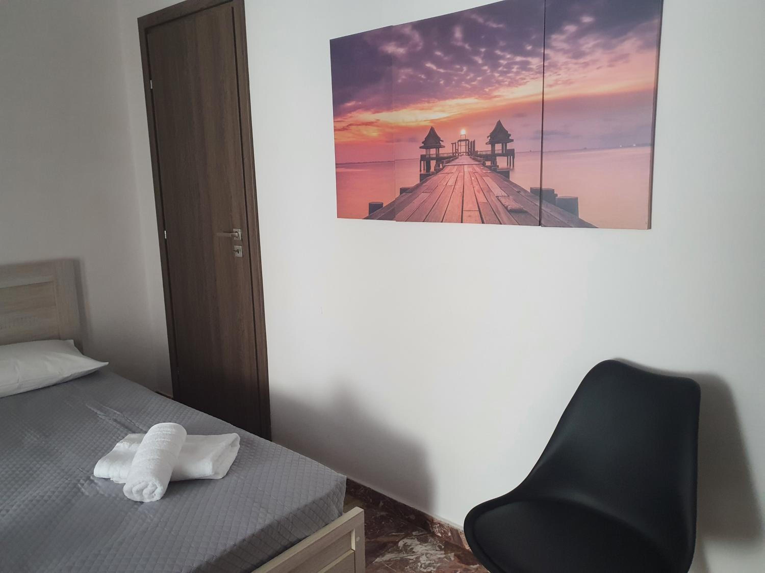 One-Bedroom Apartment - Photo 16