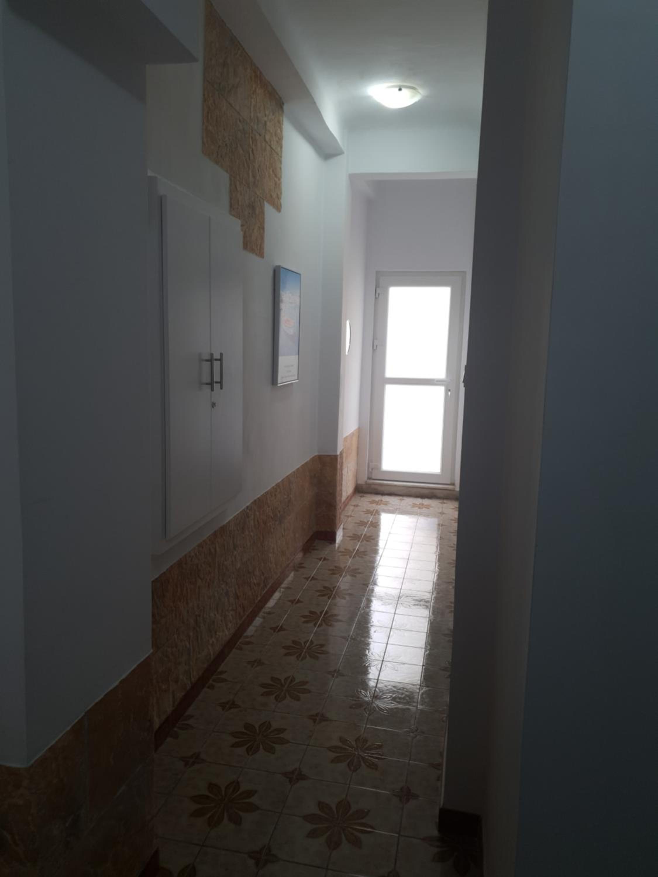 One-Bedroom Apartment - Photo 39