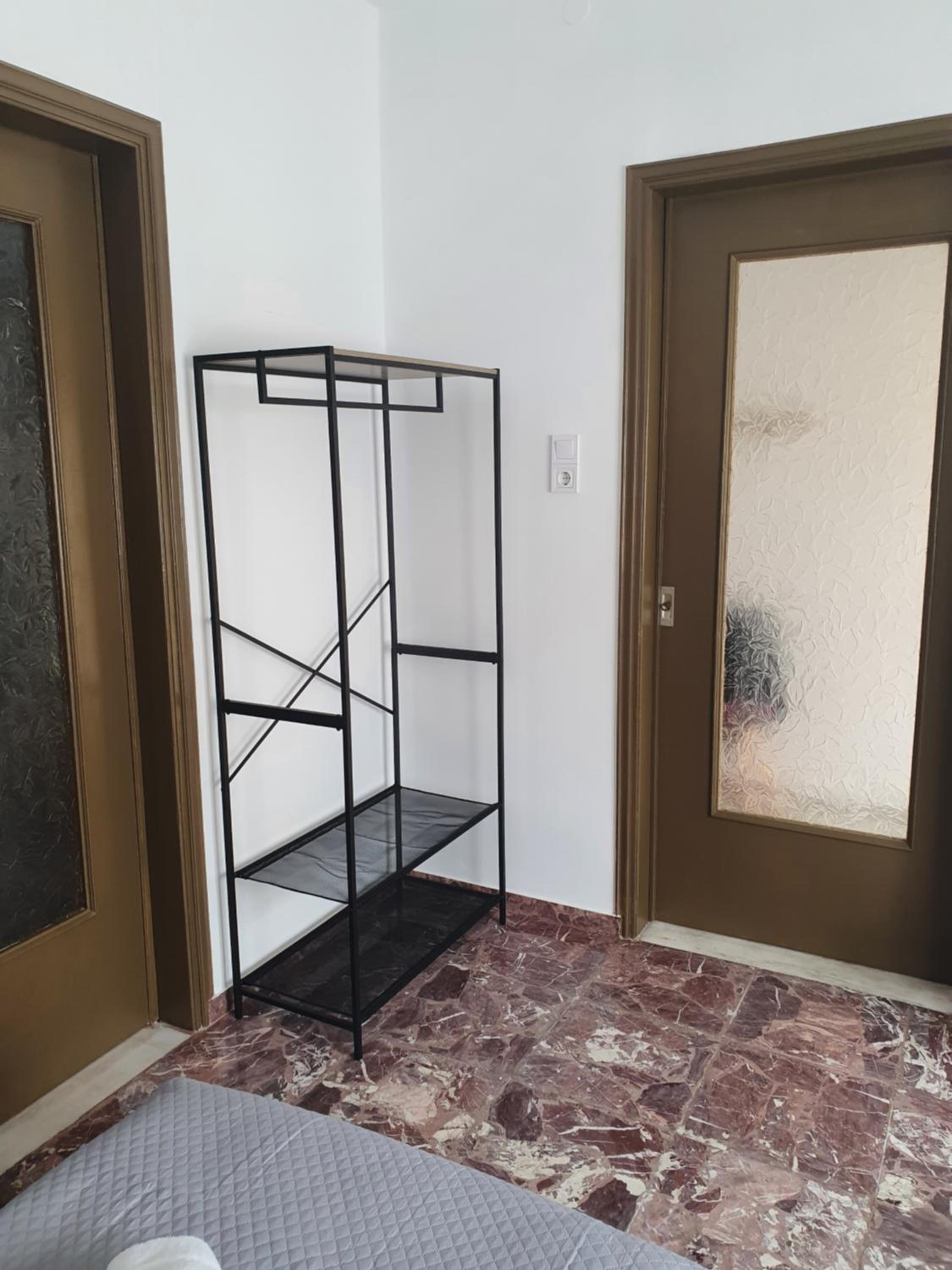 One-Bedroom Apartment - Photo 26