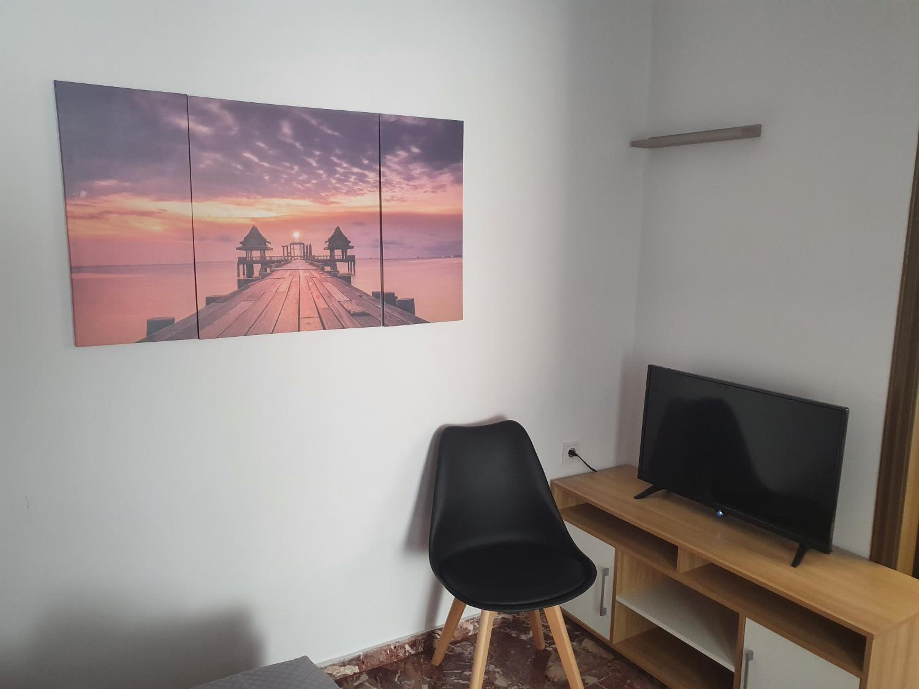 One-Bedroom Apartment - Photo 21