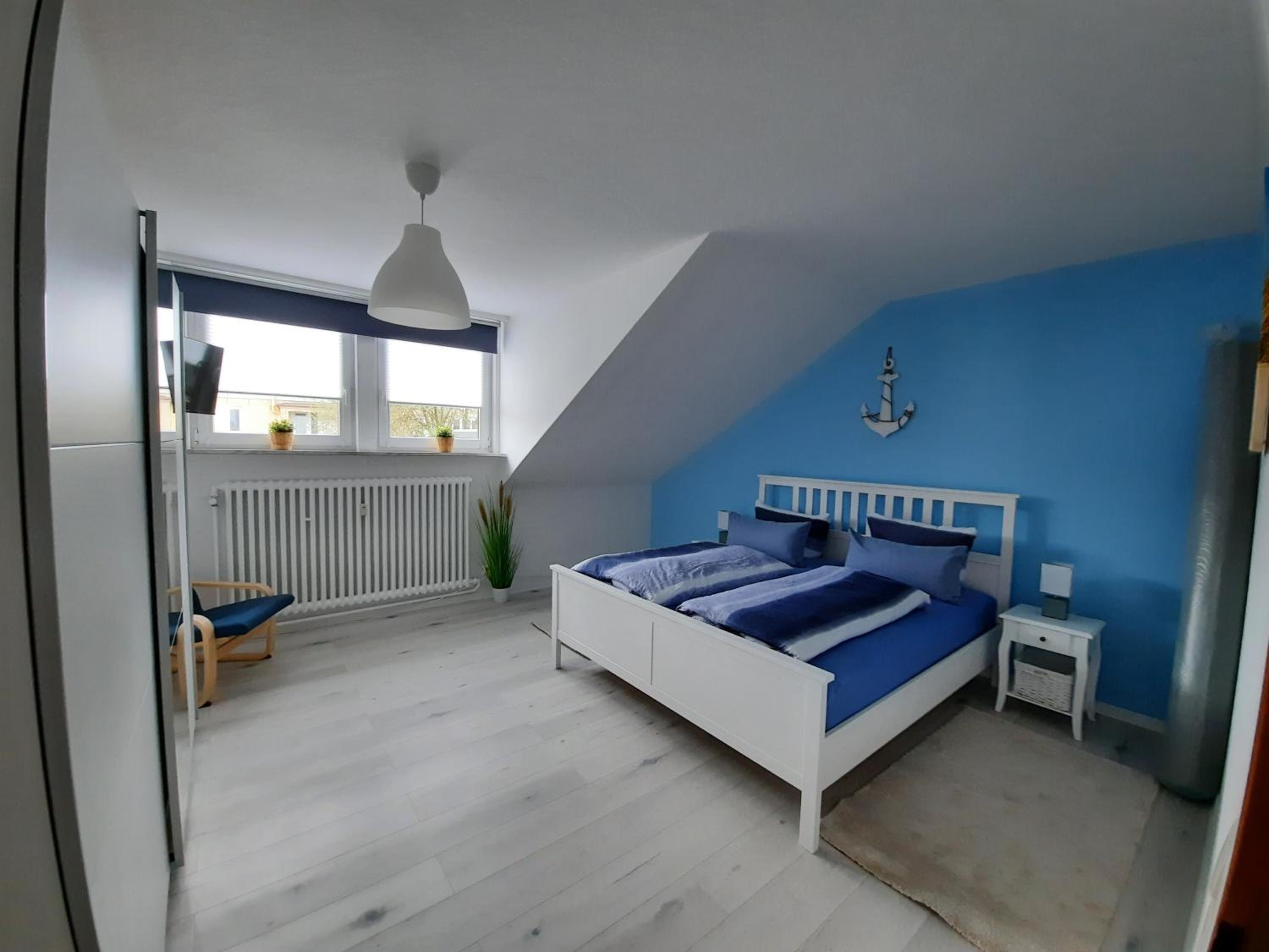 Three-Bedroom Apartment photo 1