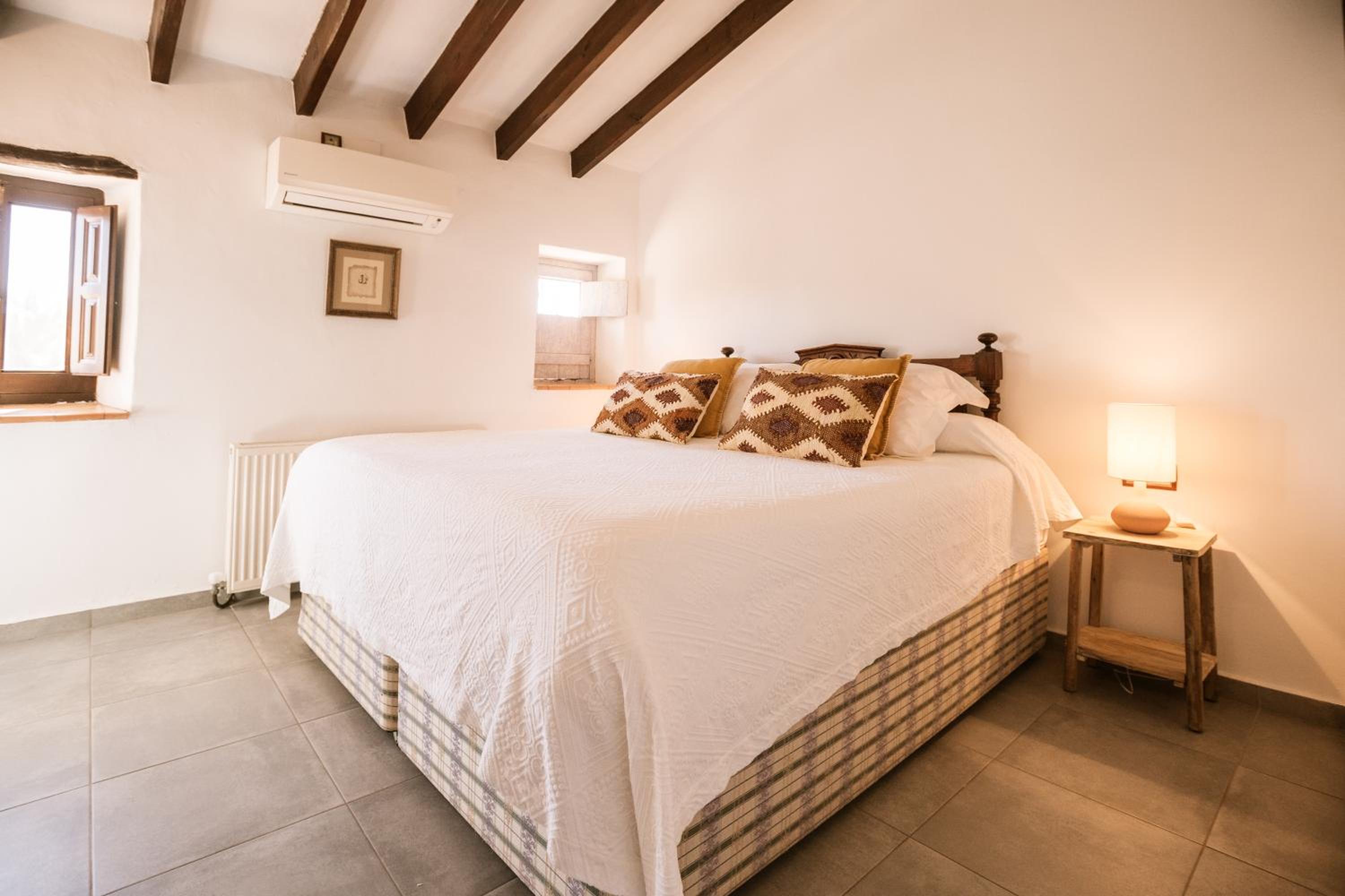 Double Room with Spa Bath - Photo 6