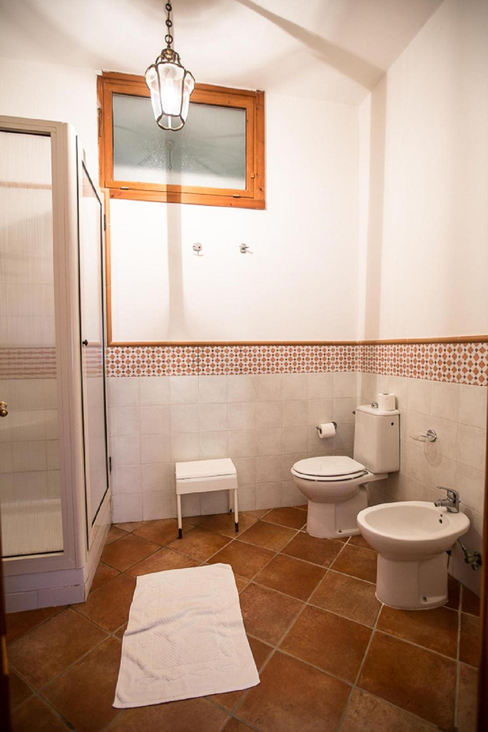 Quadruple Room - Photo 3
