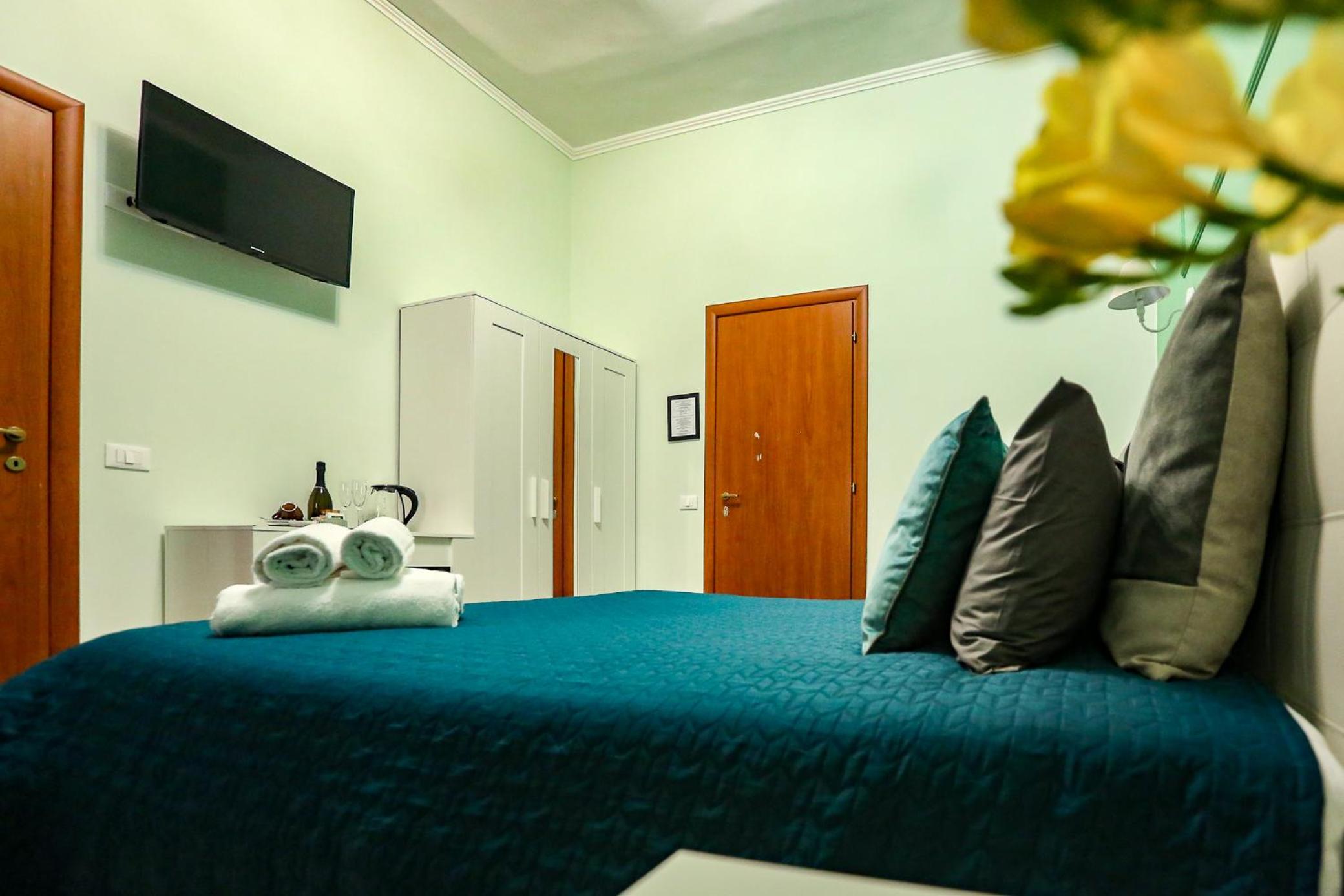 Double Room photo 2