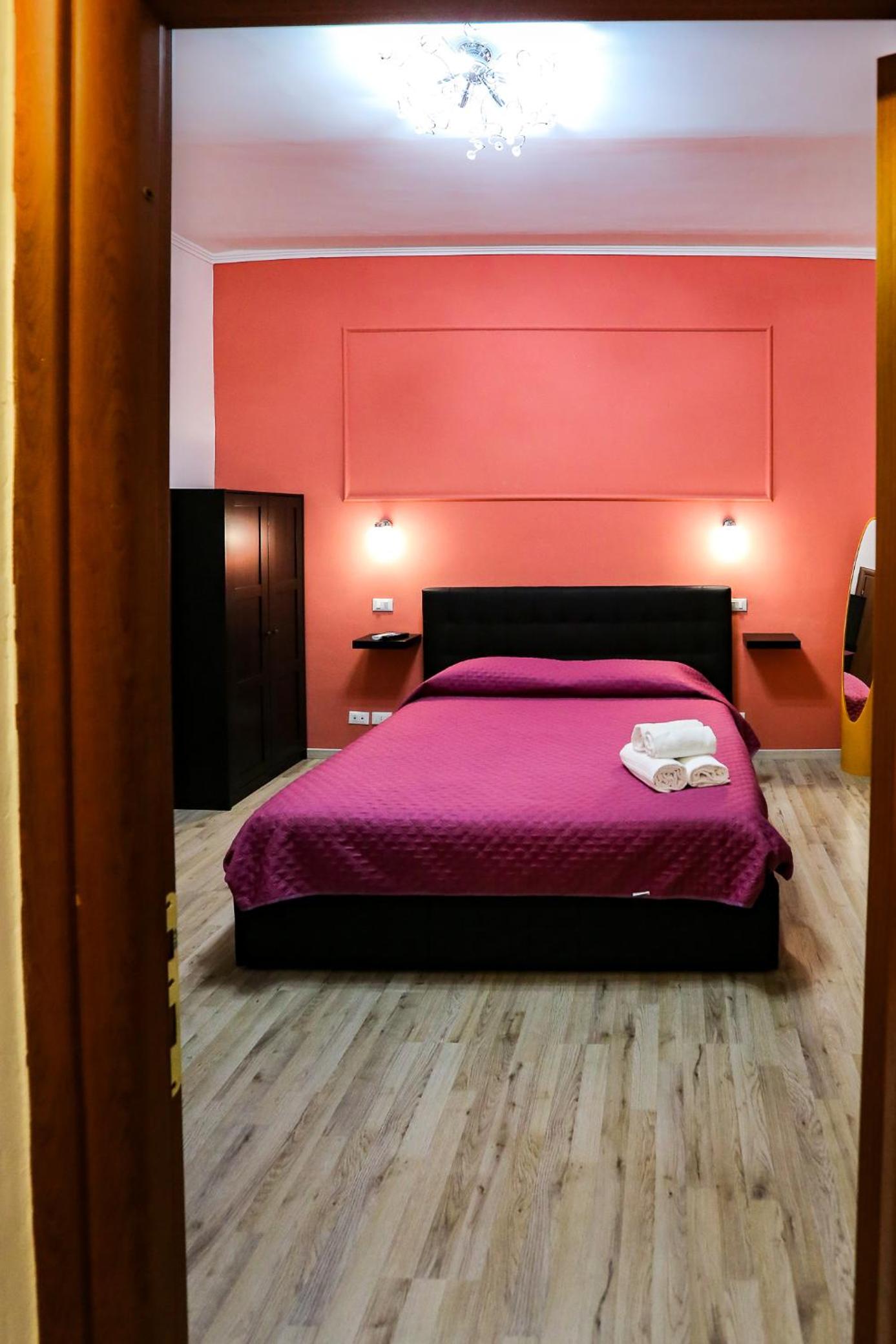 Standard Triple Room photo 2
