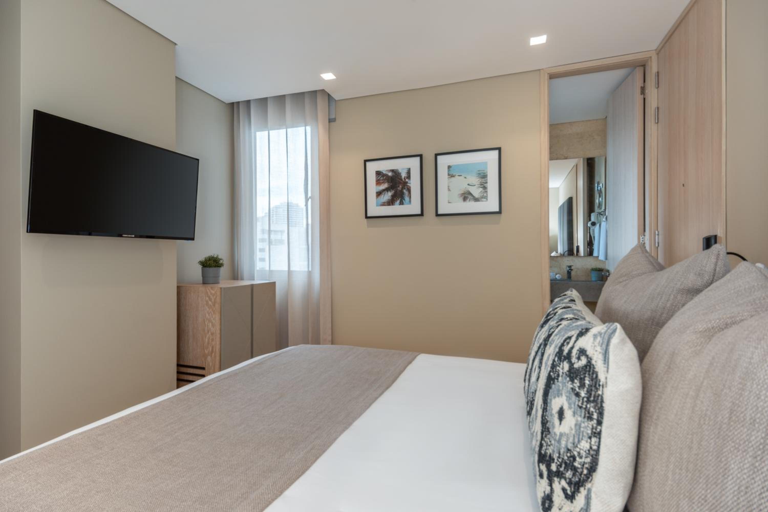 Double Room - Photo 2