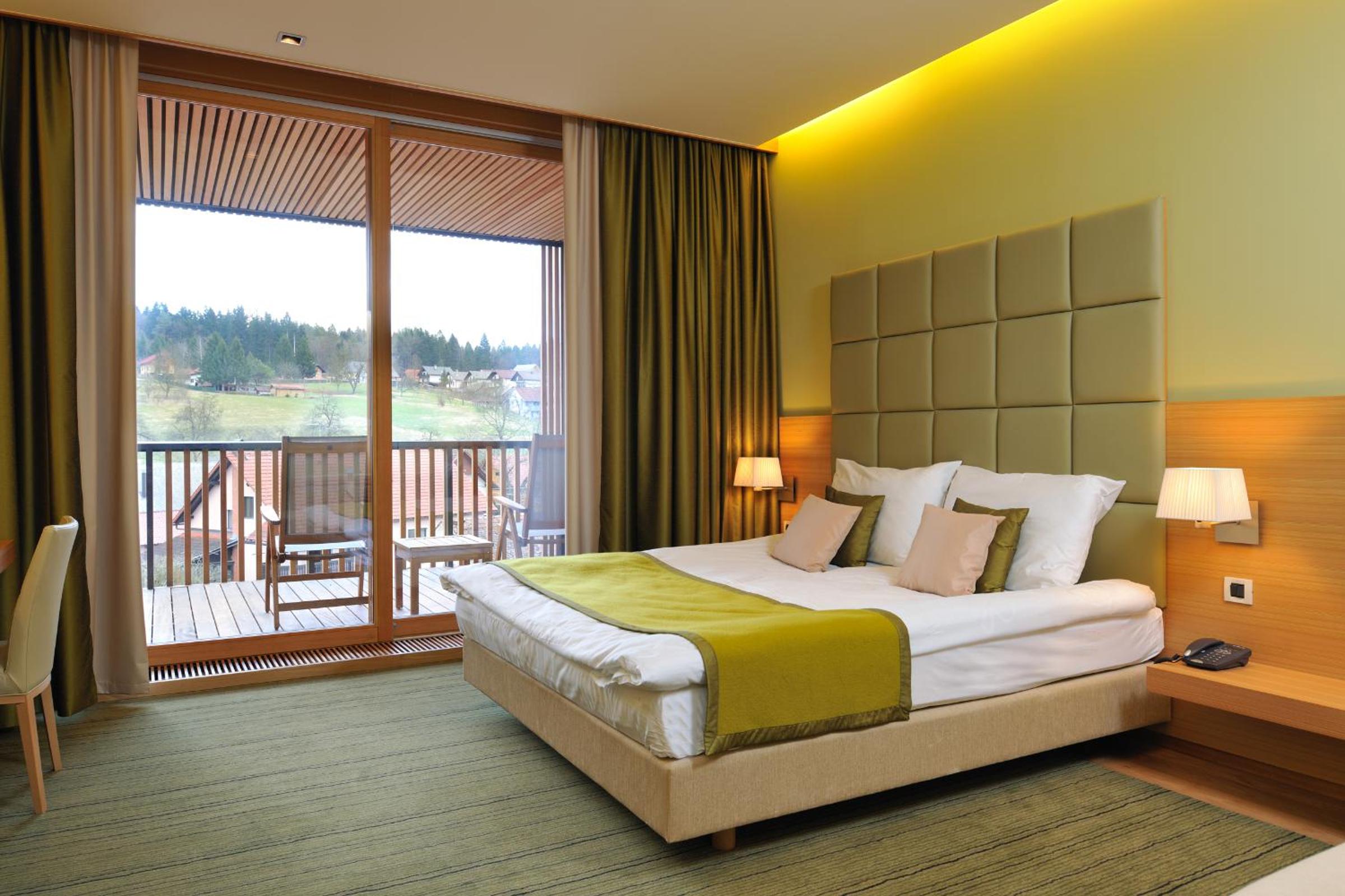 Double Room - Photo 13
