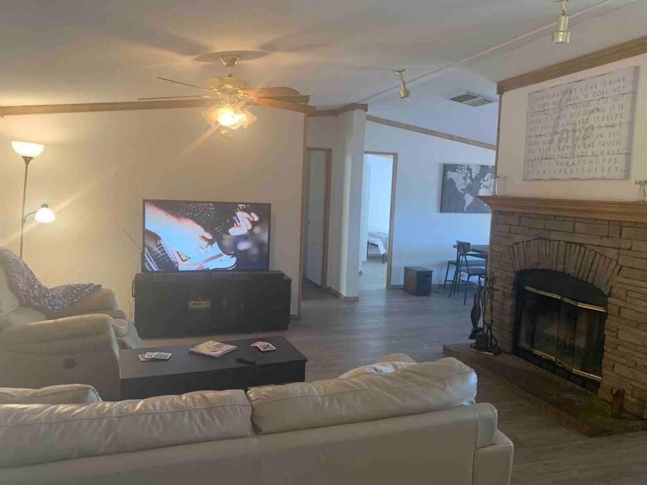 Three-Bedroom House photo 1
