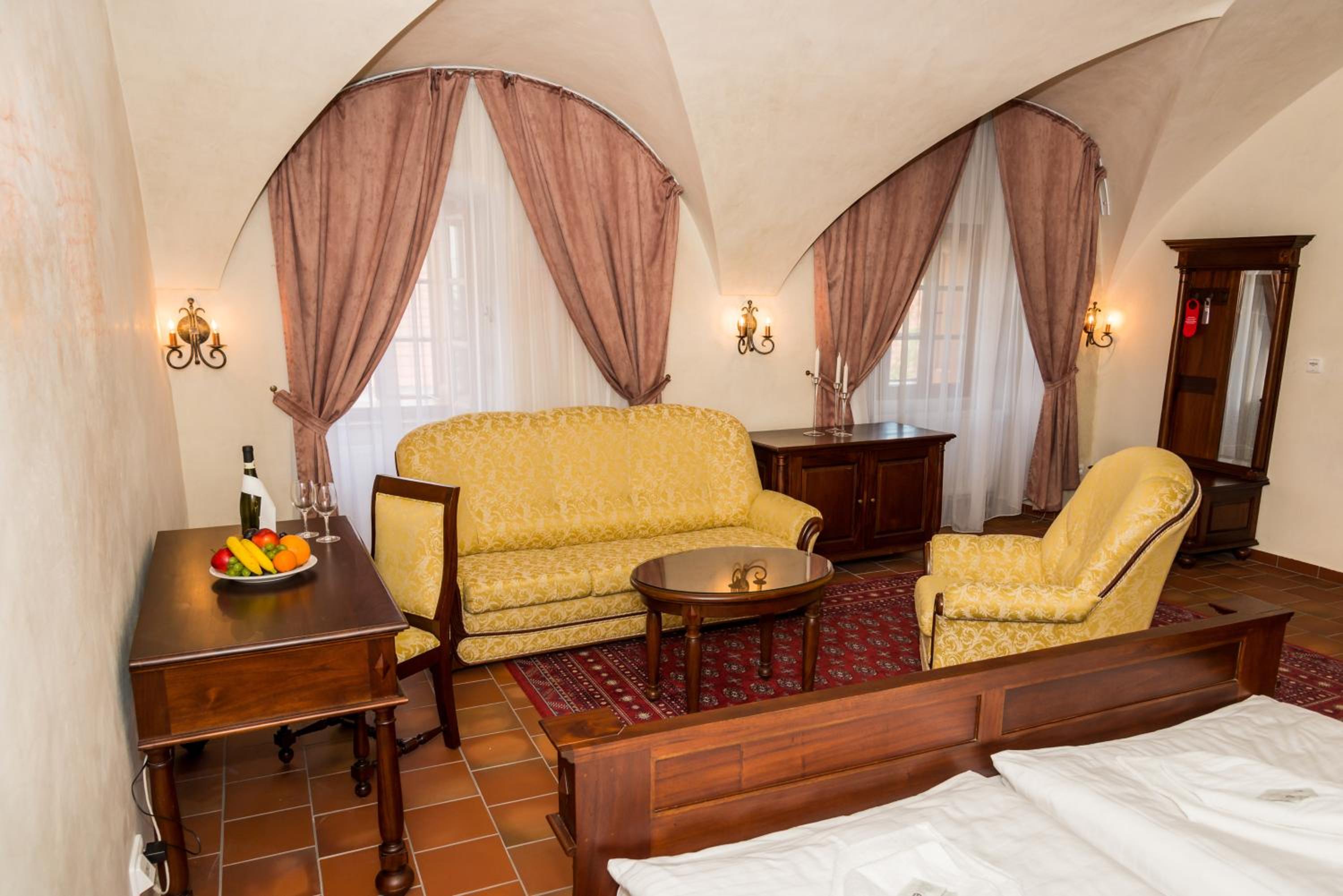 Deluxe Double or Twin Room photo 1