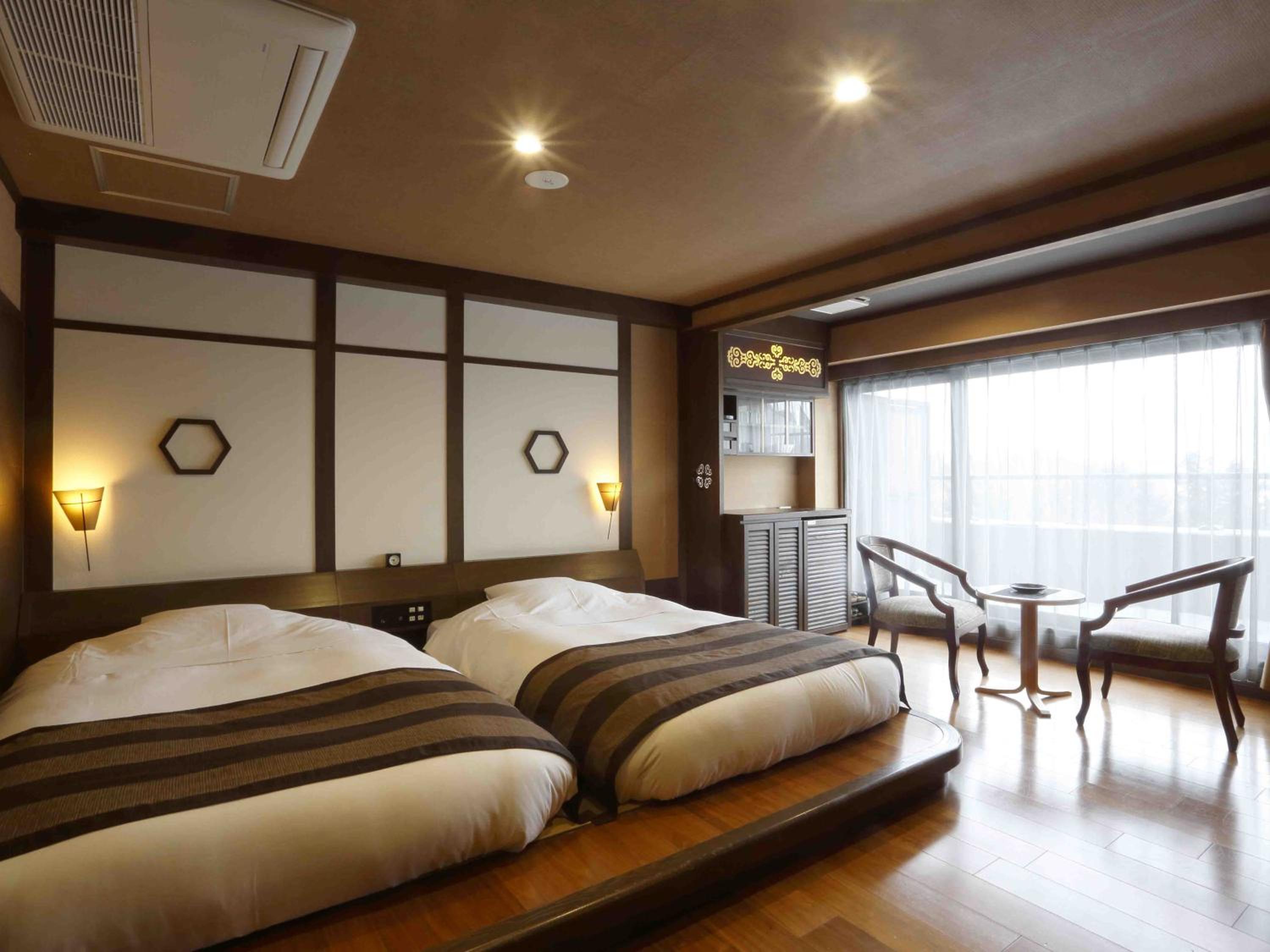 Deluxe Twin Room - Buffet Breakfast + Buffet Dinner Included - Non-Smoking - Photo 1