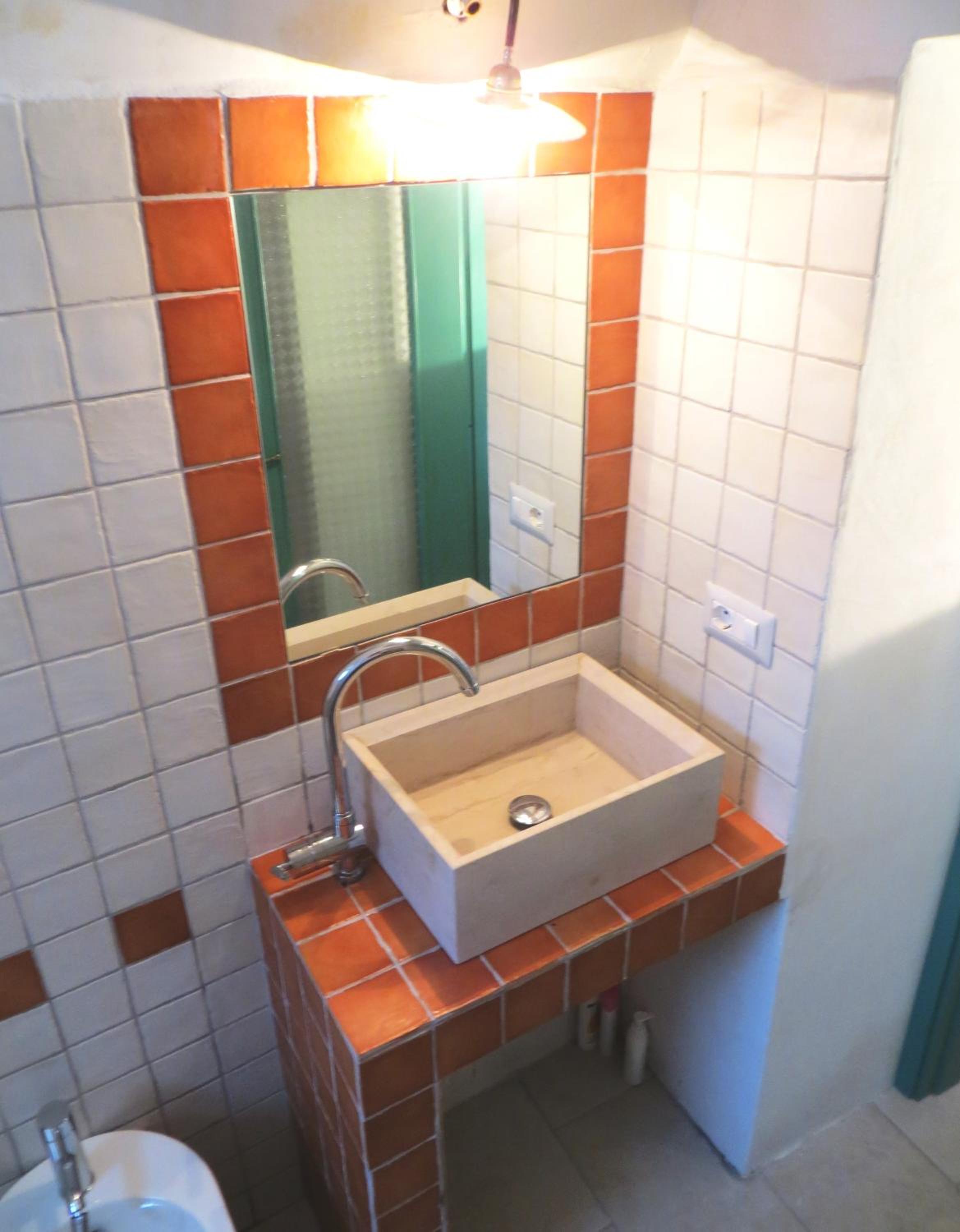 One-Bedroom House 80 - Photo 8
