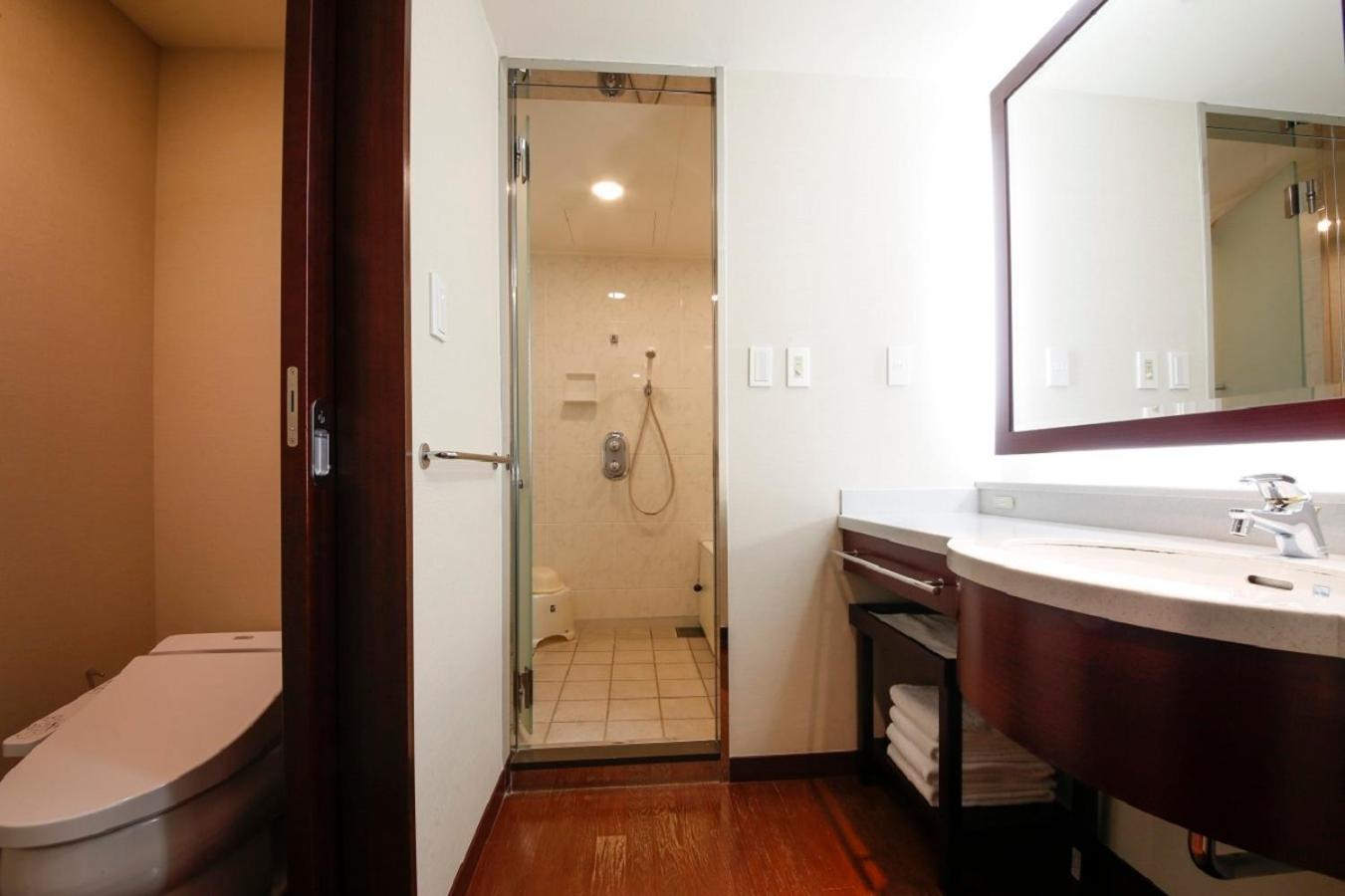 Superior Triple Room - High Floor - Non-Smoking - Photo 6
