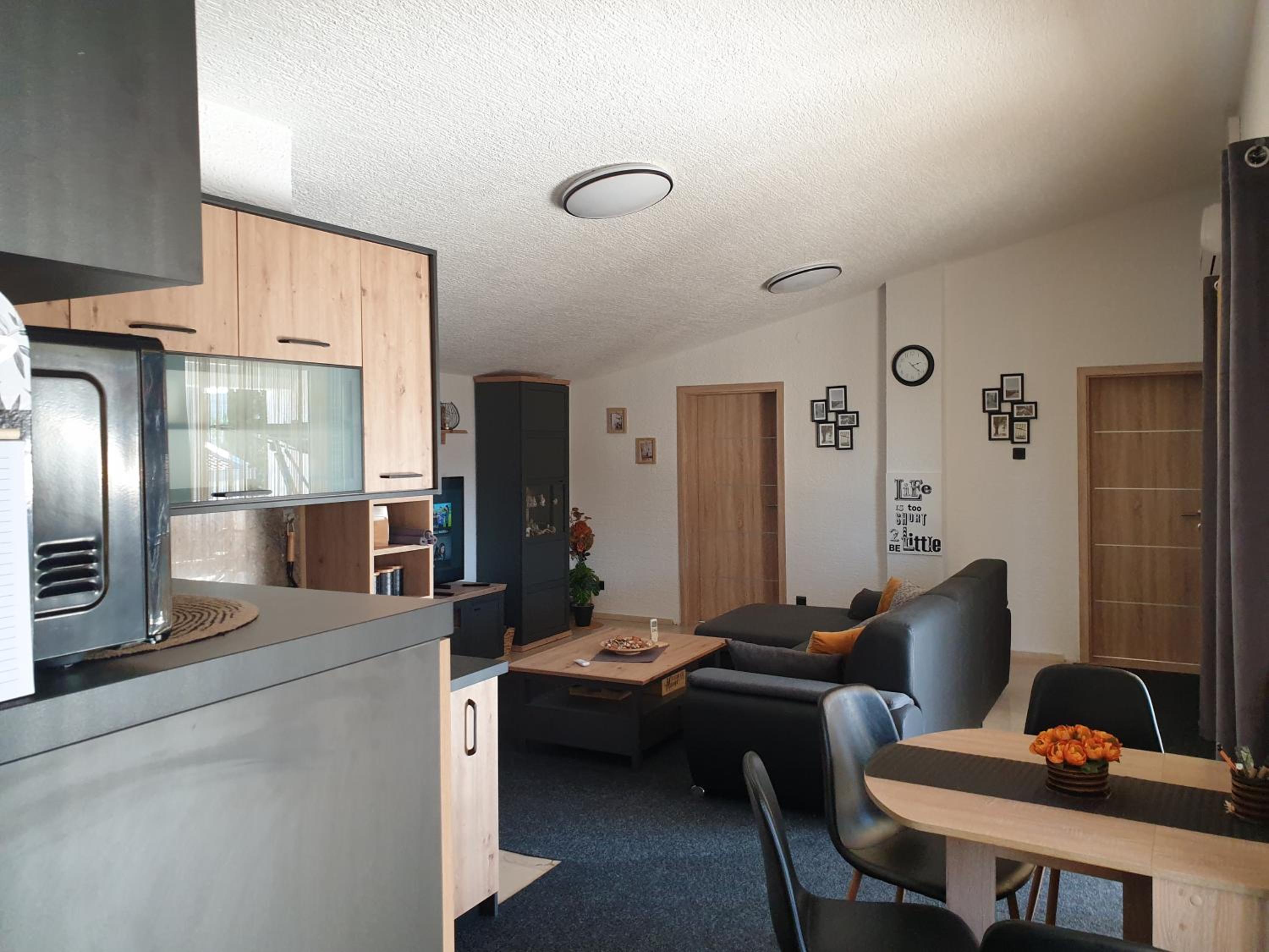 Deluxe Apartment photo 1
