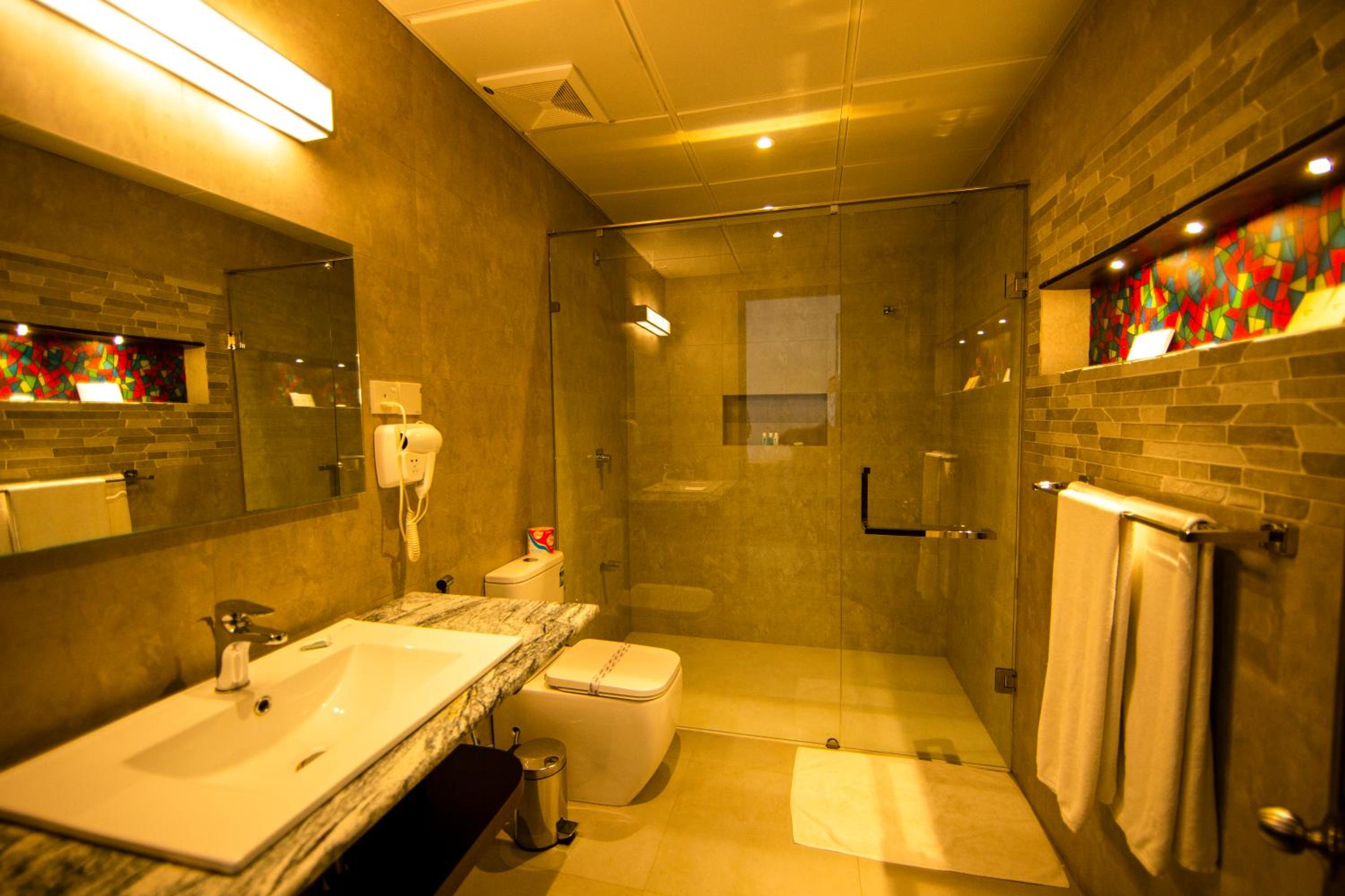 King Suite photo 3