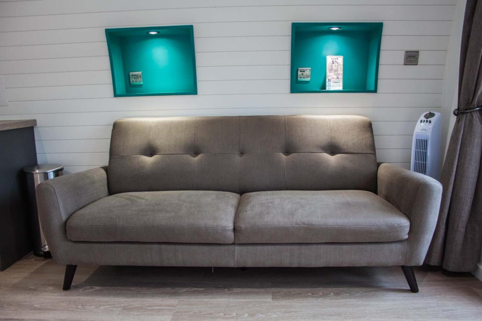 Superior Family Room - Photo 19