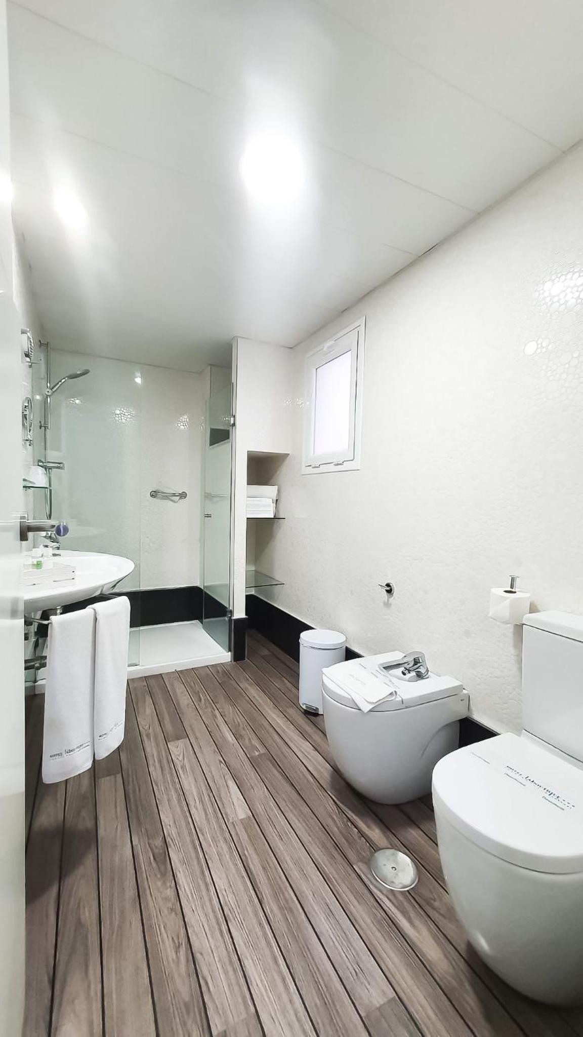 Premium Double Room photo 3