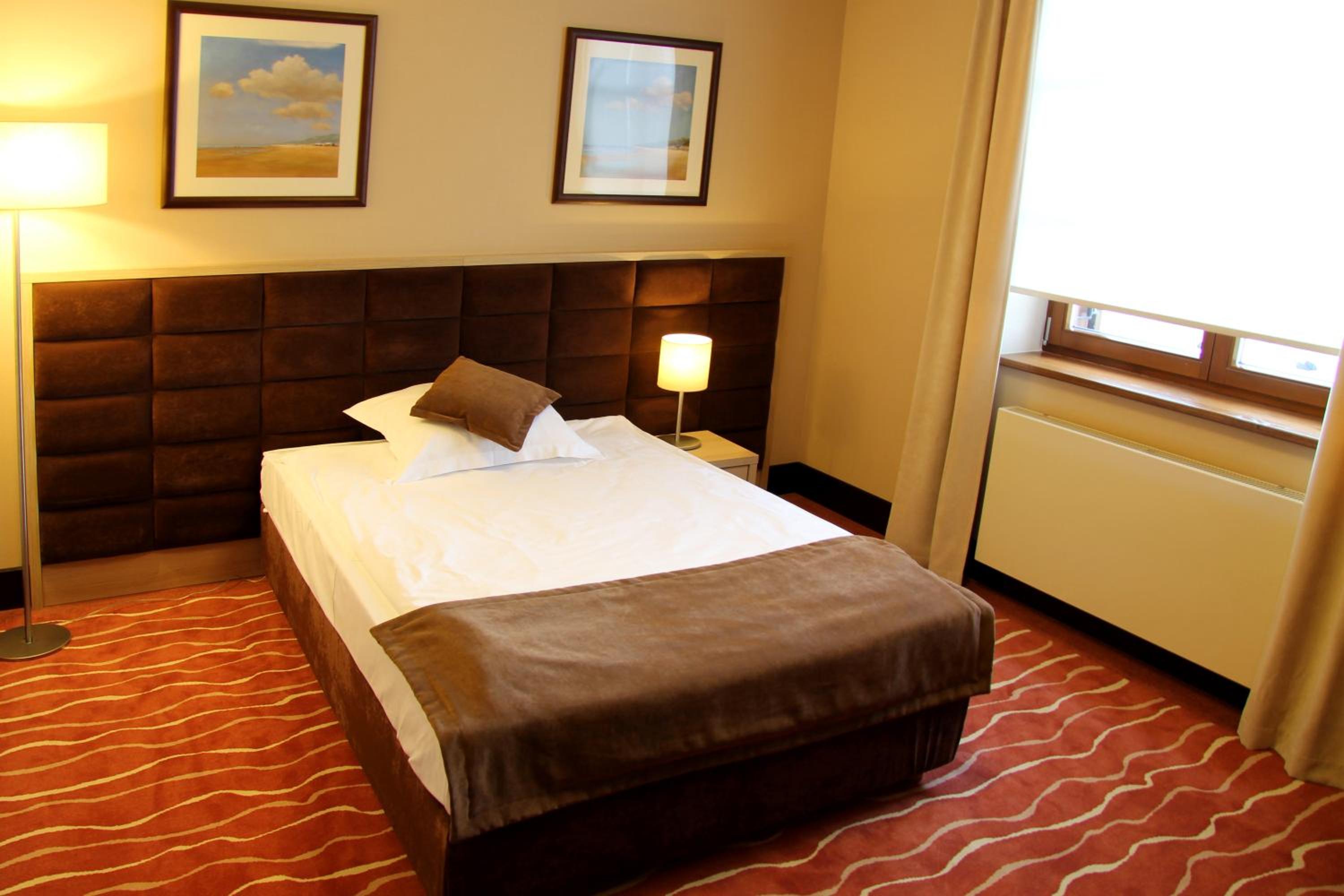 Deluxe Single Room