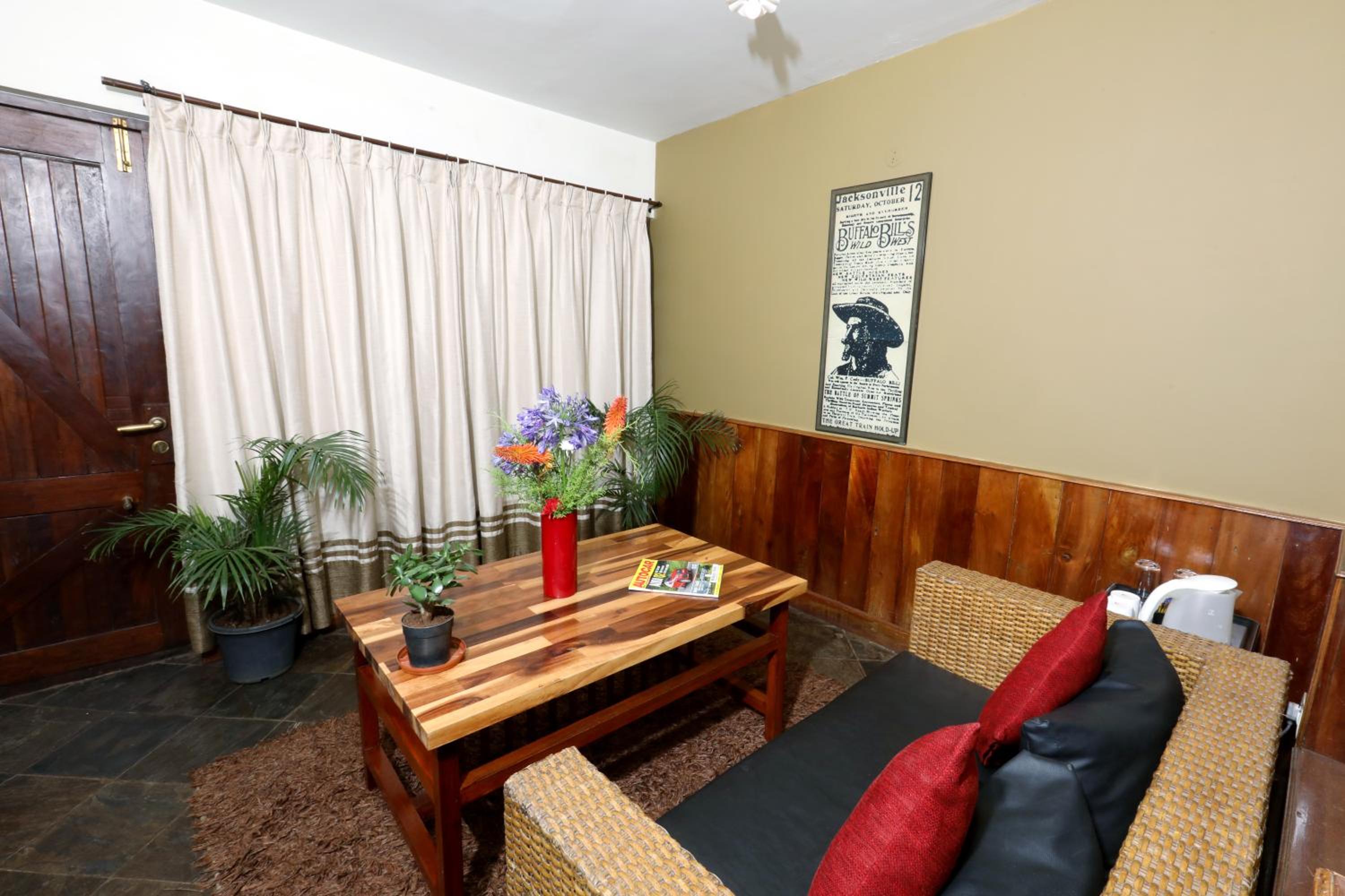Standard Double Room - Photo 5