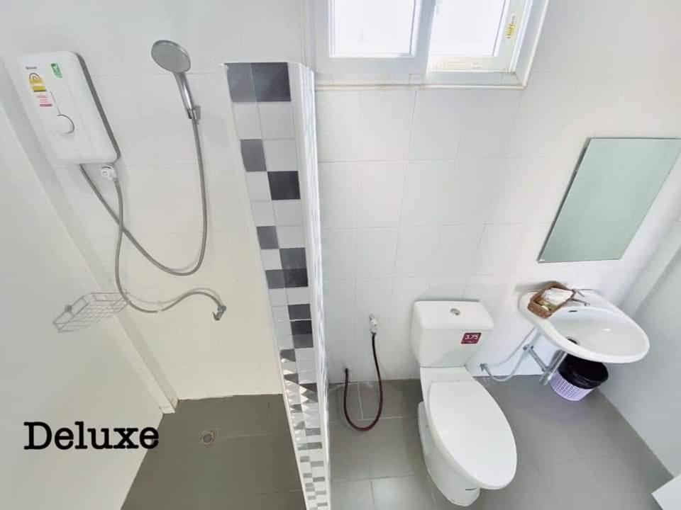 Deluxe Room - Photo 2