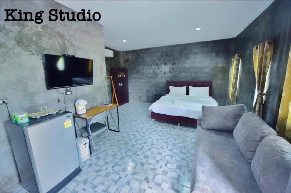 King Studio photo 1