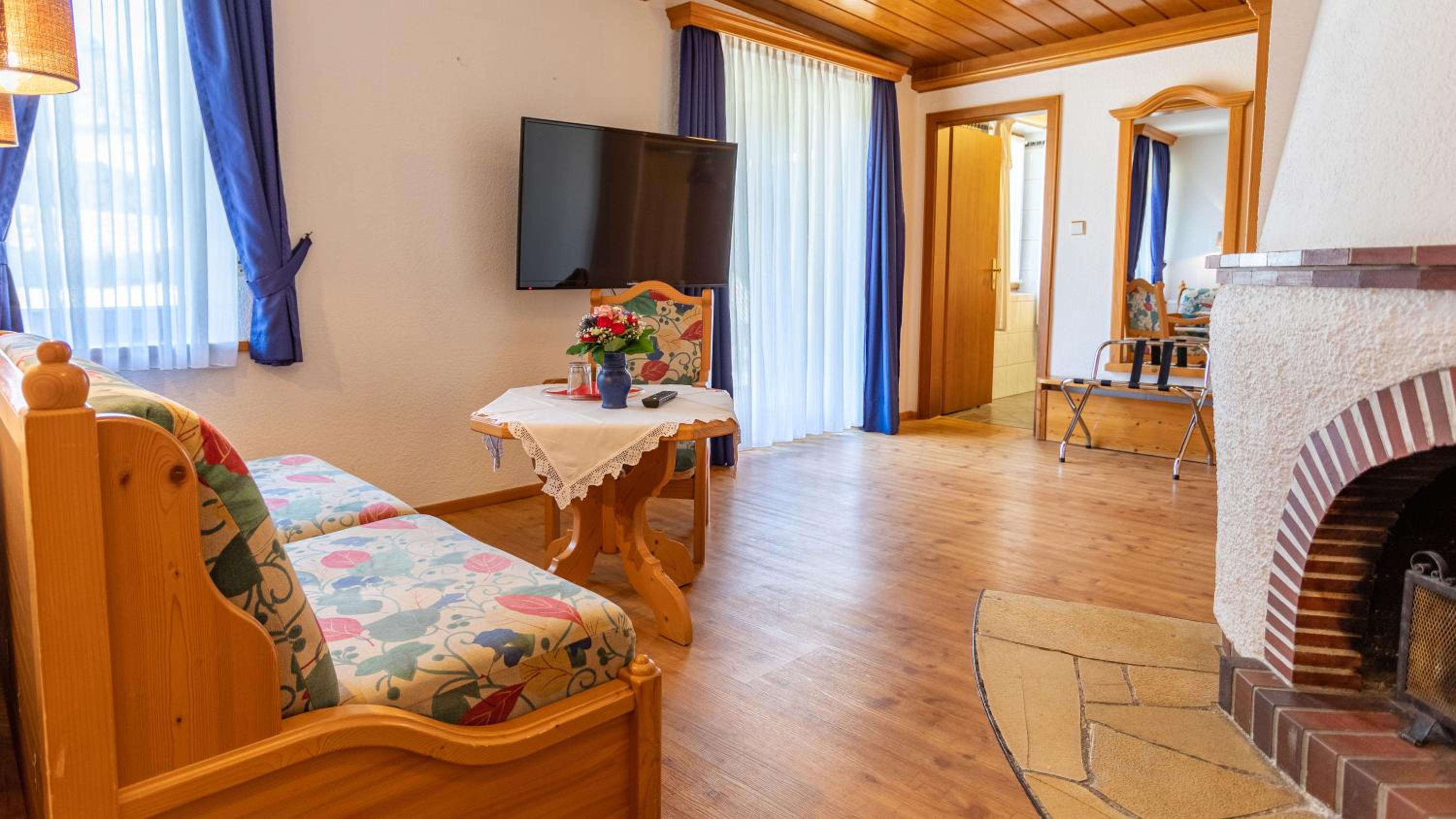 Standard Double Suite - Photo 2