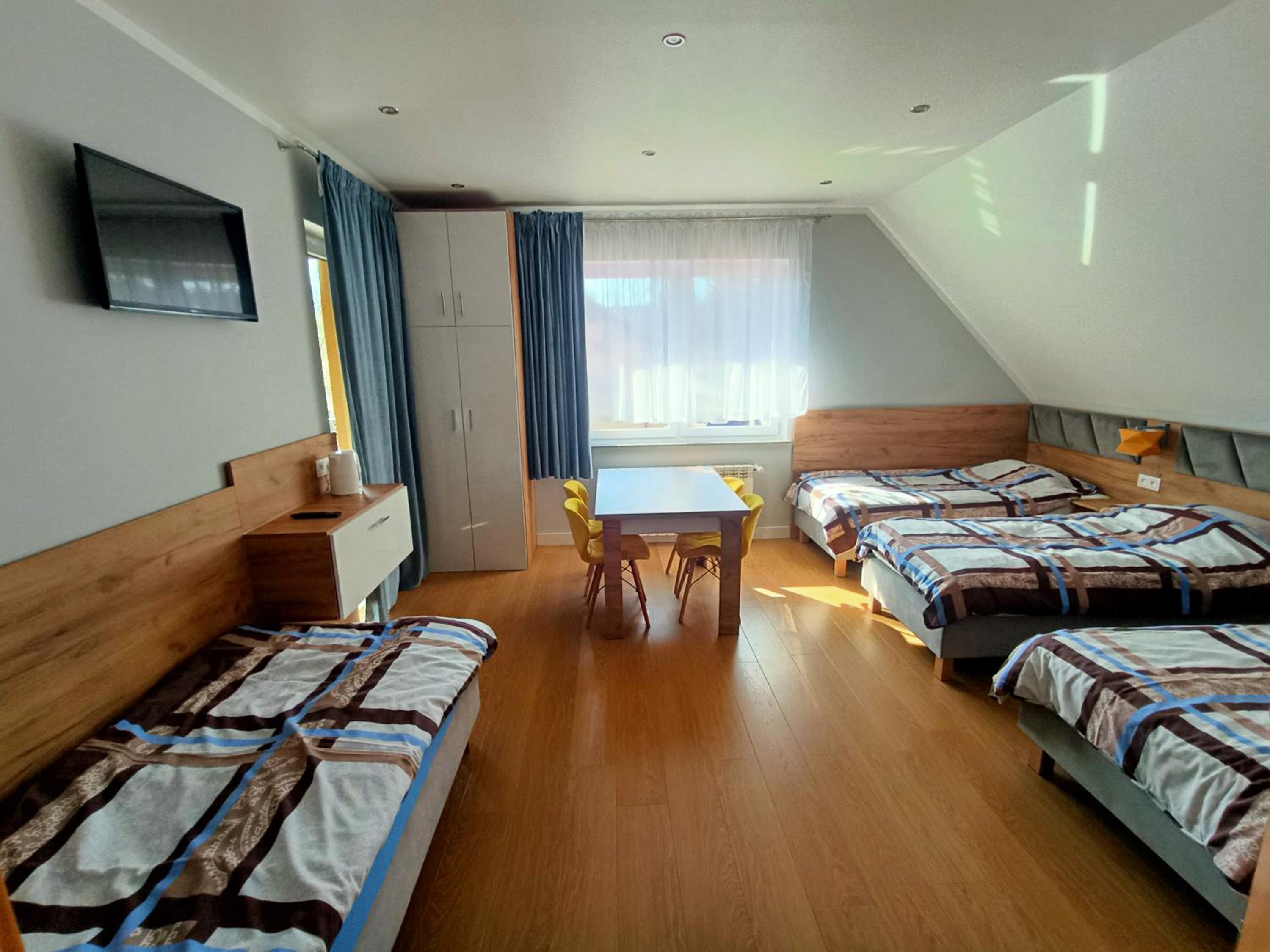 Quadruple Room with Terrace - Photo 18