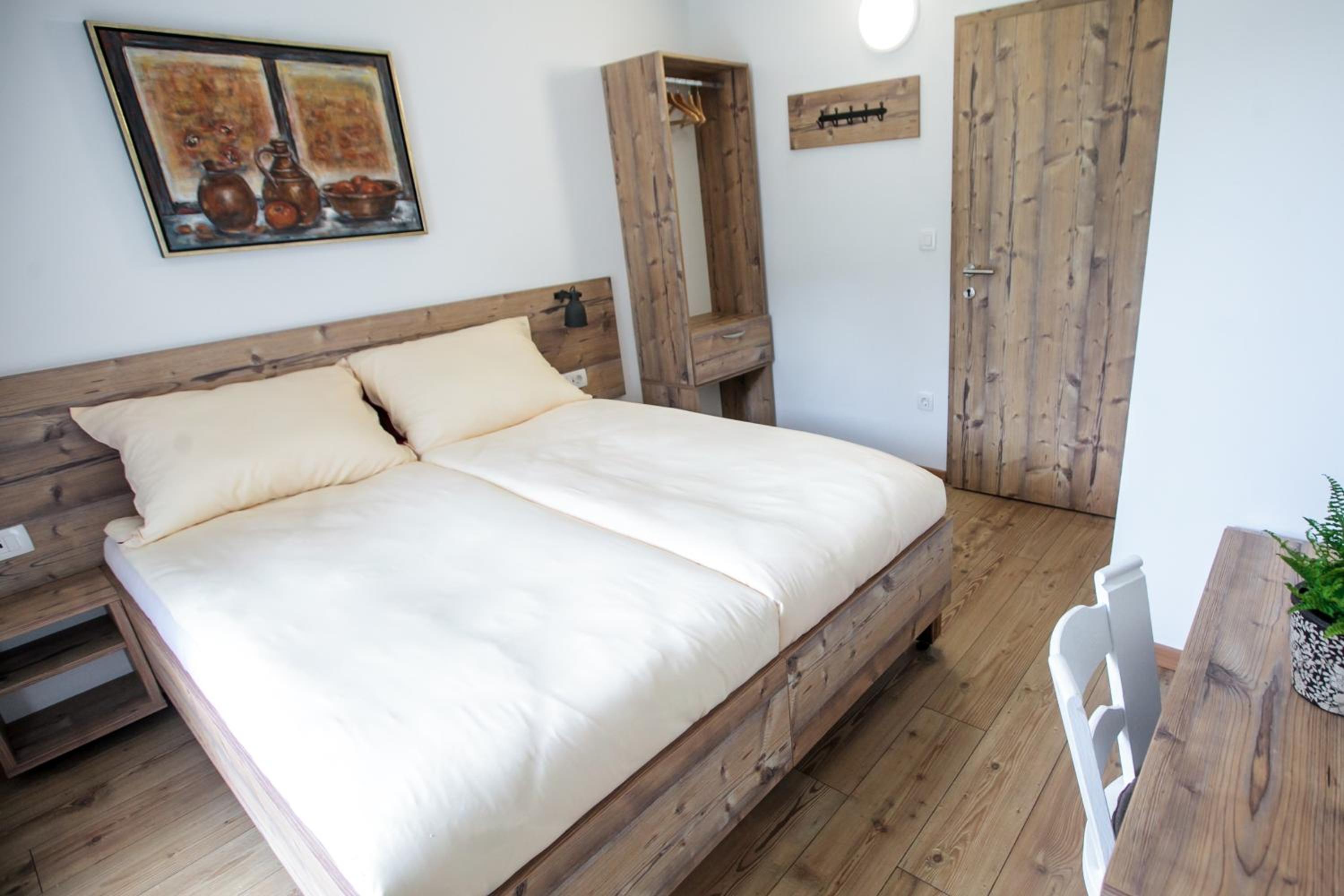 Double Room with Mountain View - Photo 1
