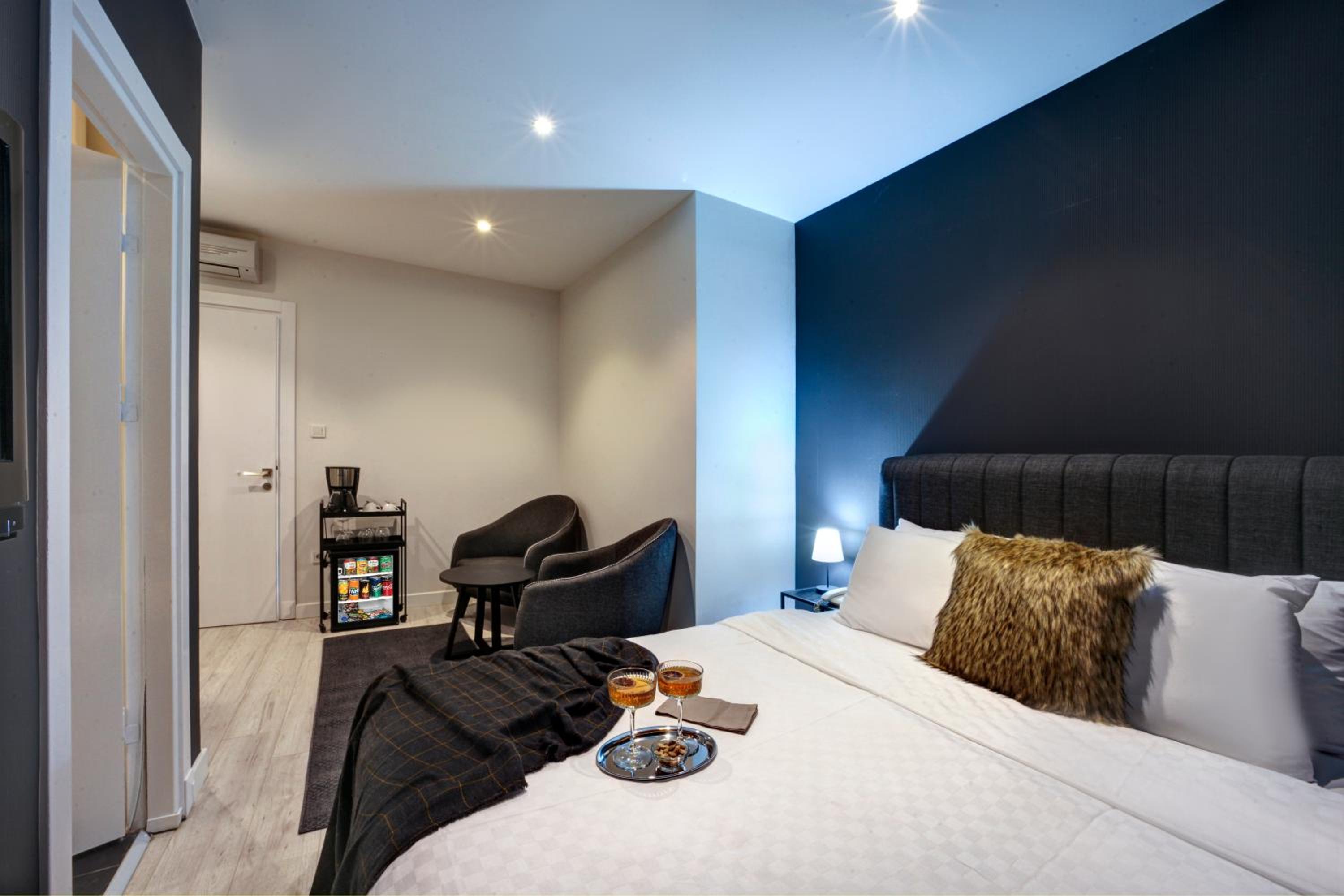 Standard Double Room photo 2
