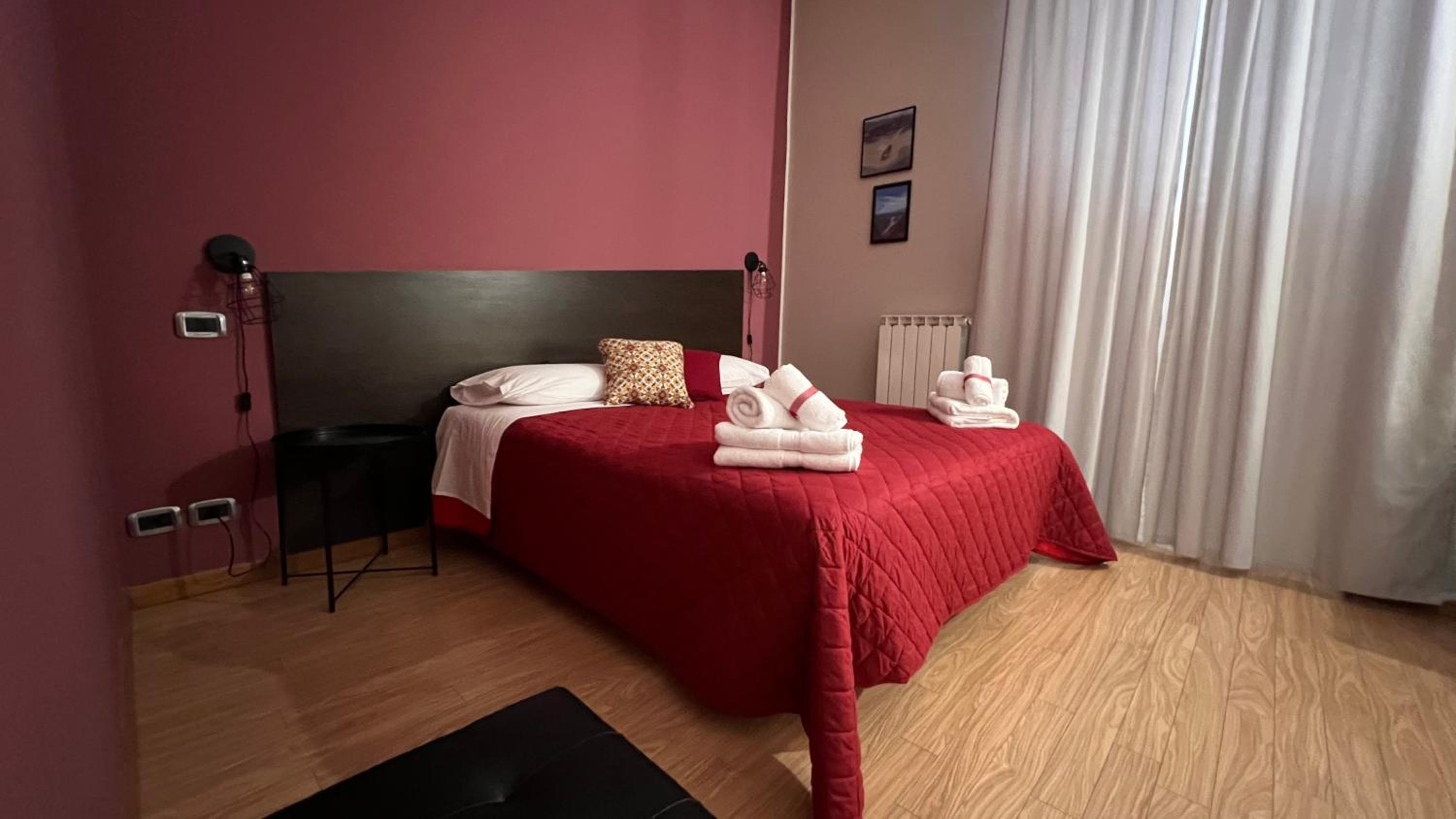Double Room - Photo 6